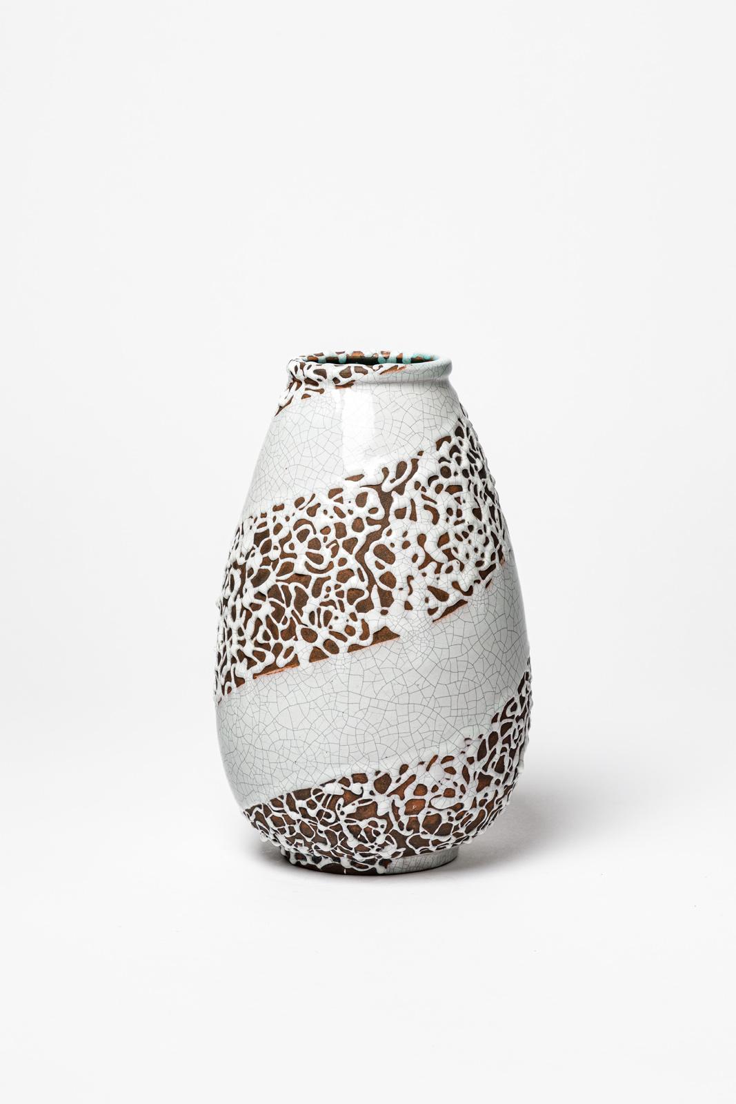 Art Deco Art deco 20th century white and black ceramic vase by Primavera CAB Felix Gete For Sale