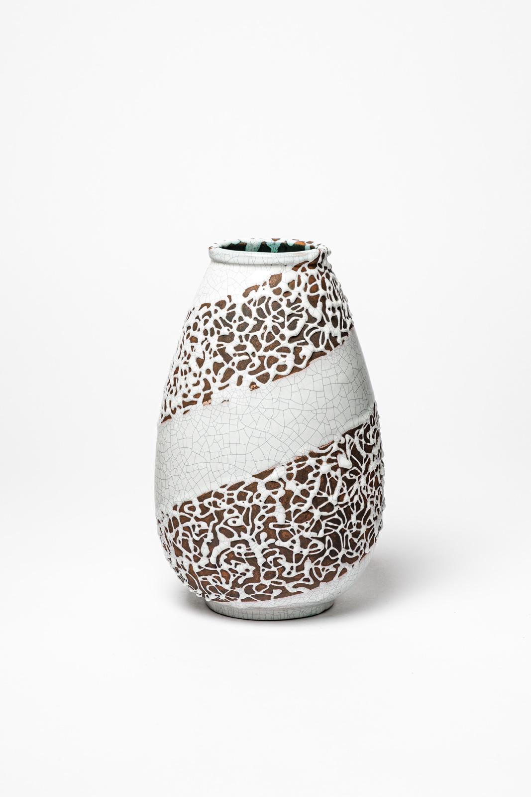 French Art deco 20th century white and black ceramic vase by Primavera CAB Felix Gete For Sale