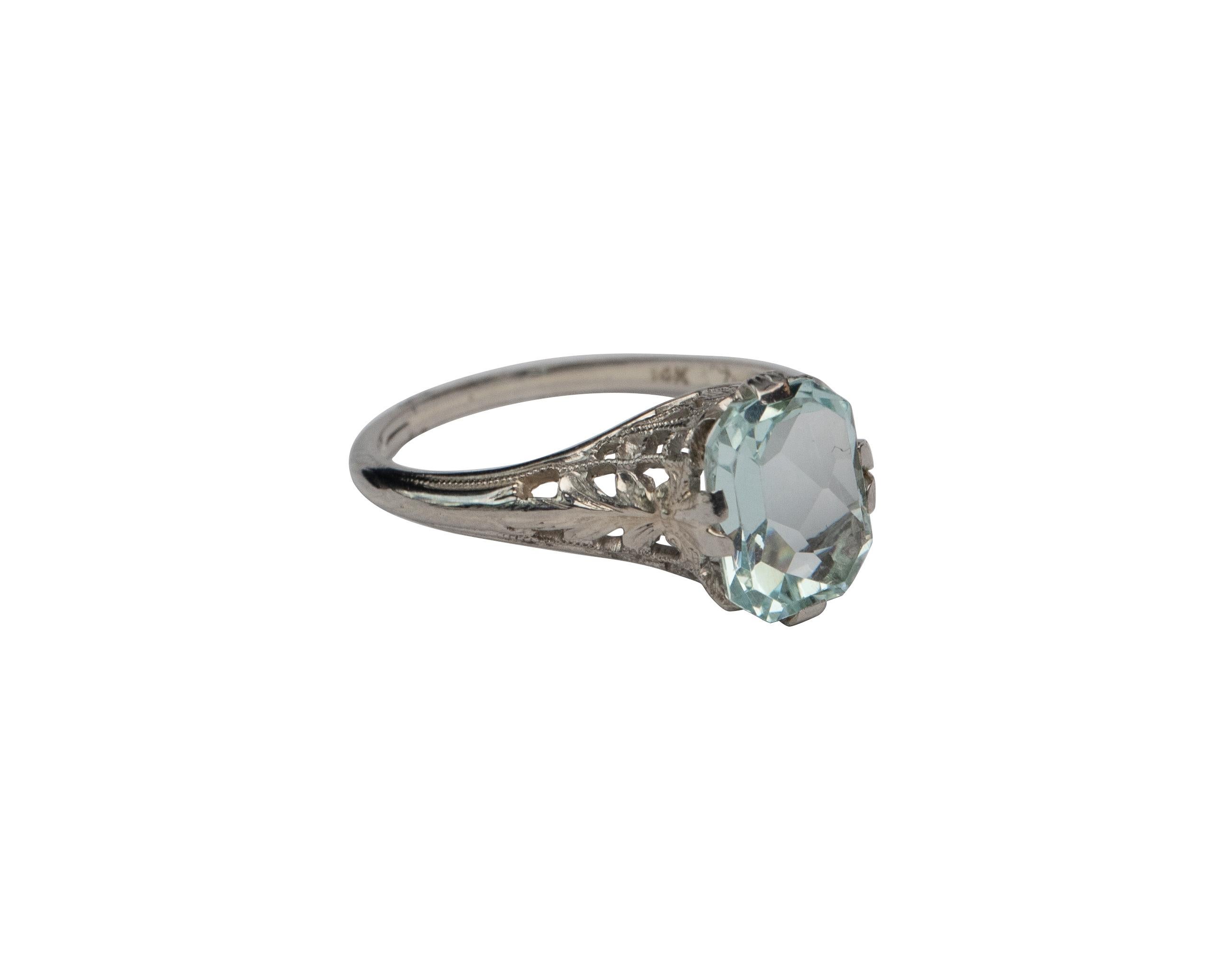 Art Deco 2.1 Carat Pastel Blue Aquamarine in 14 Karat White Gold Filigree Ring In Good Condition In Addison, TX