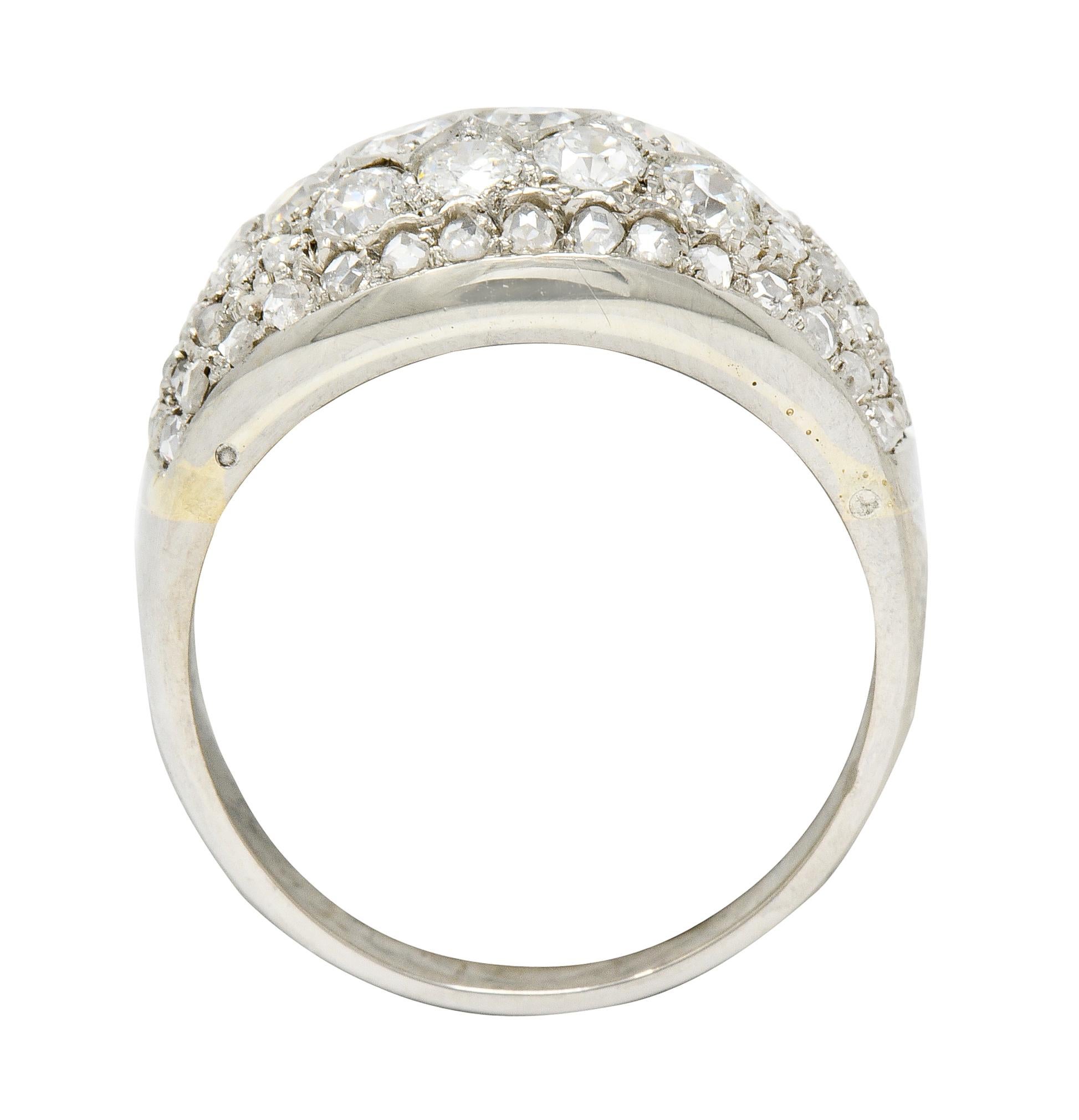 Women's or Men's Art Deco 2.10 Carat Diamond 18 Karat White Gold Pave Bombe Band Ring
