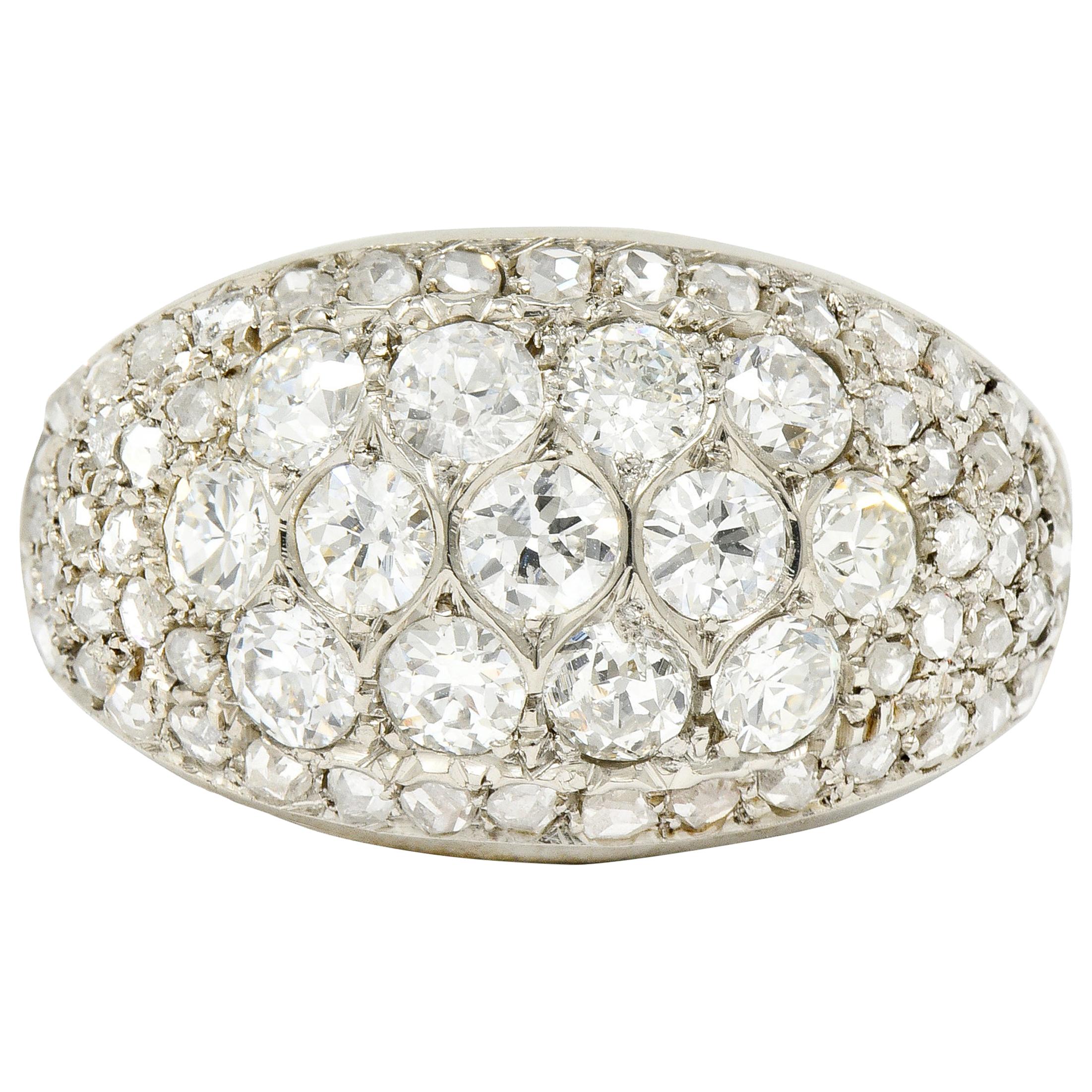 Art Deco 2.10 Carat Diamond 18 Karat White Gold Pave Bombe Band Ring