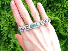 Art Deco 2.10 Carat Emerald, 8.50 Carat Diamond and Platinum Bracelet