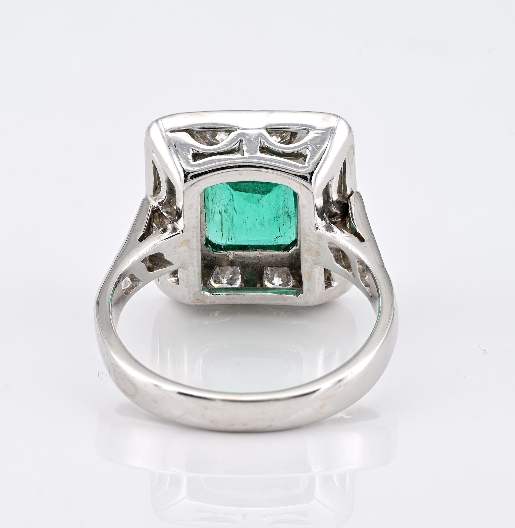 Art Deco 2.10 Ct Colombian Emerald 1.80 Ct Diamond 18 KT Ring For Sale 3