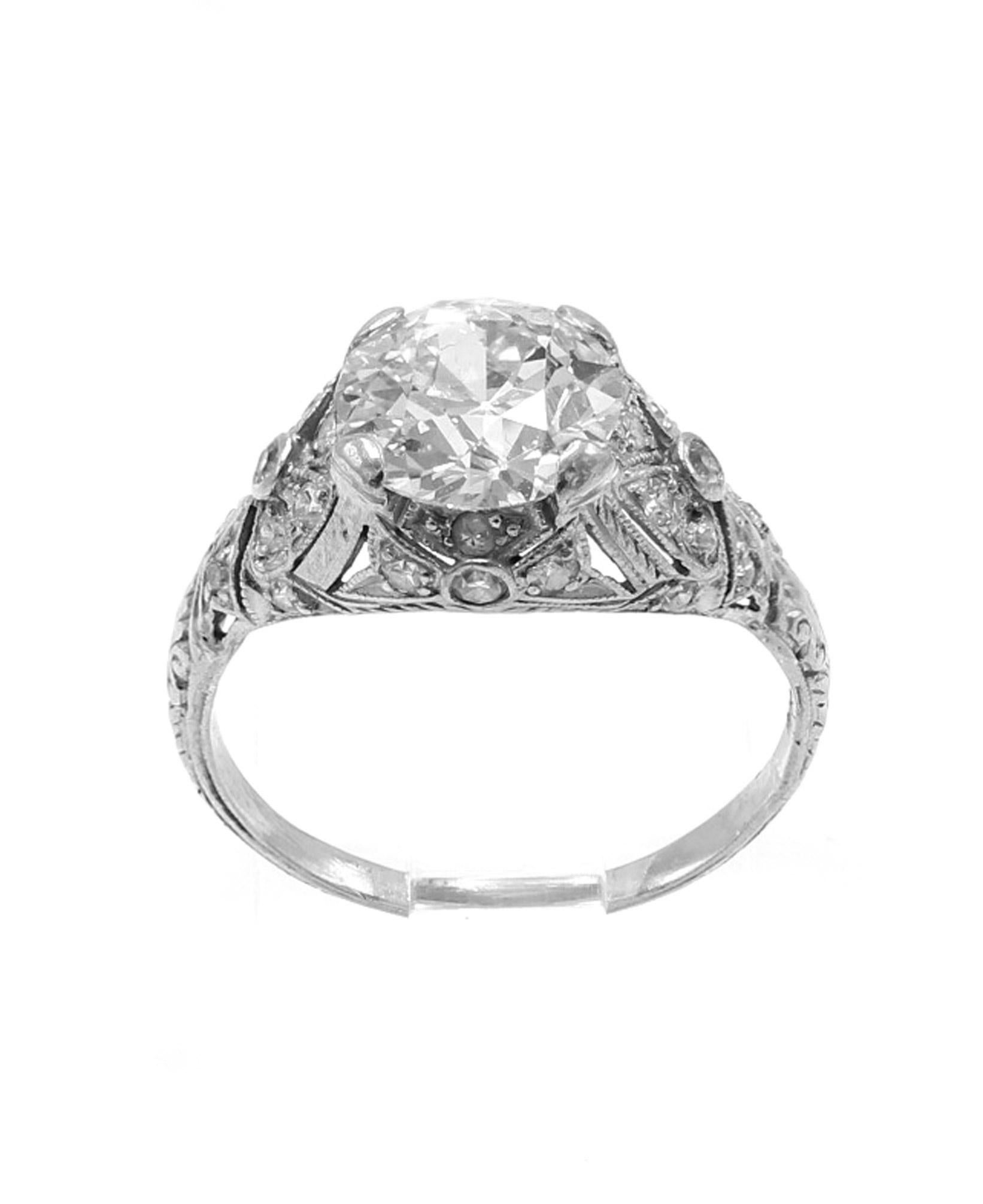Women's or Men's Art Deco 2.13 Carat Old European Cut Platinum Diamond Engagement Ring For Sale