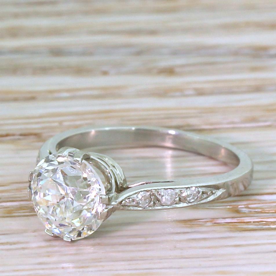 Art Deco 2.14 Carat Old Cut Diamond Platinum Engagement Ring For Sale 2
