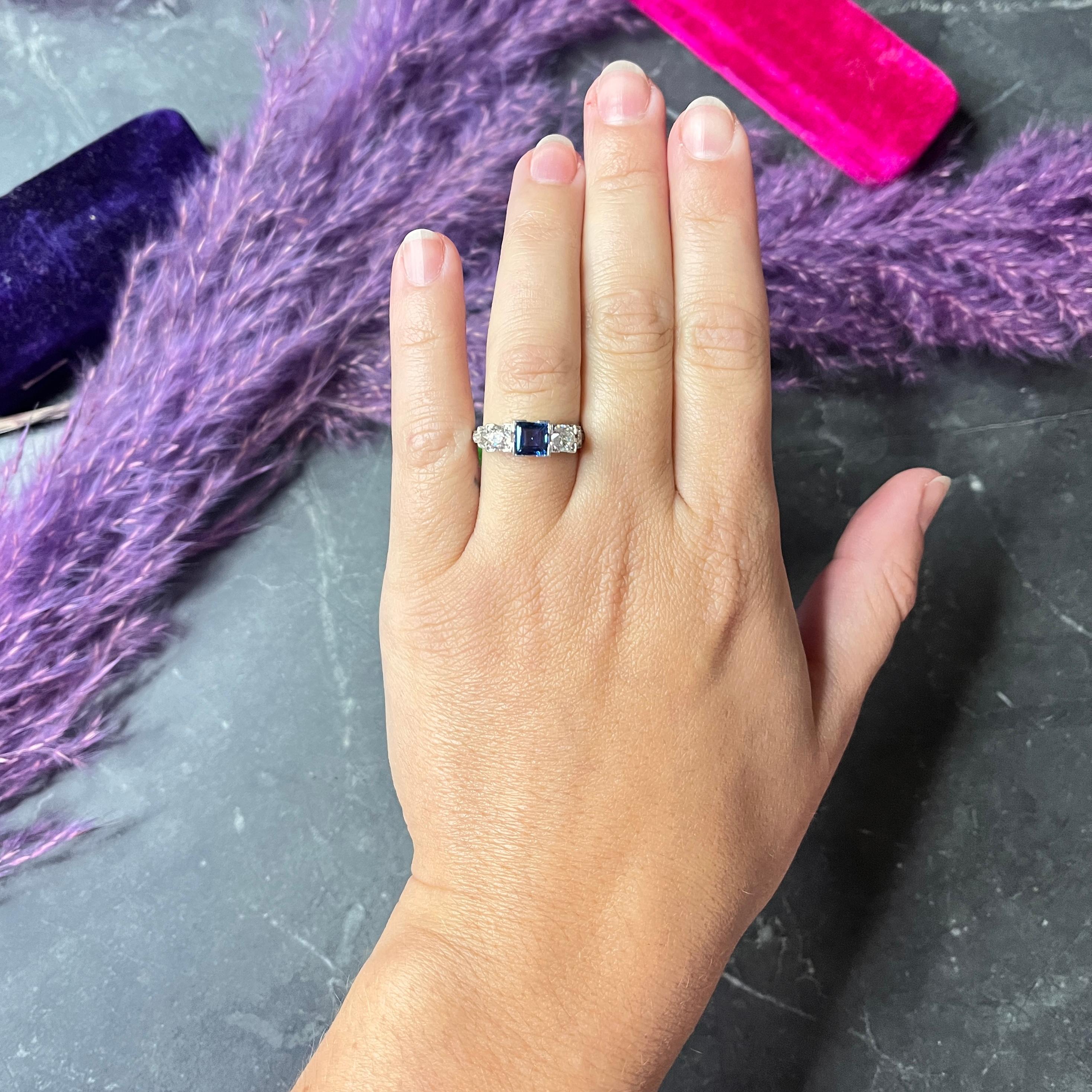 Art Deco 2.15 Carats Sapphire Diamond Platinum Five Stone Engagement Ring 3