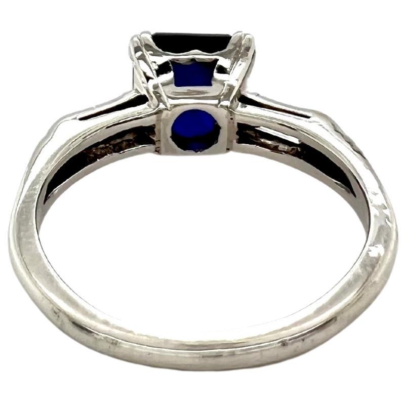 Art Deco 2.15 Carats Sapphire Diamond Platinum Ring 1