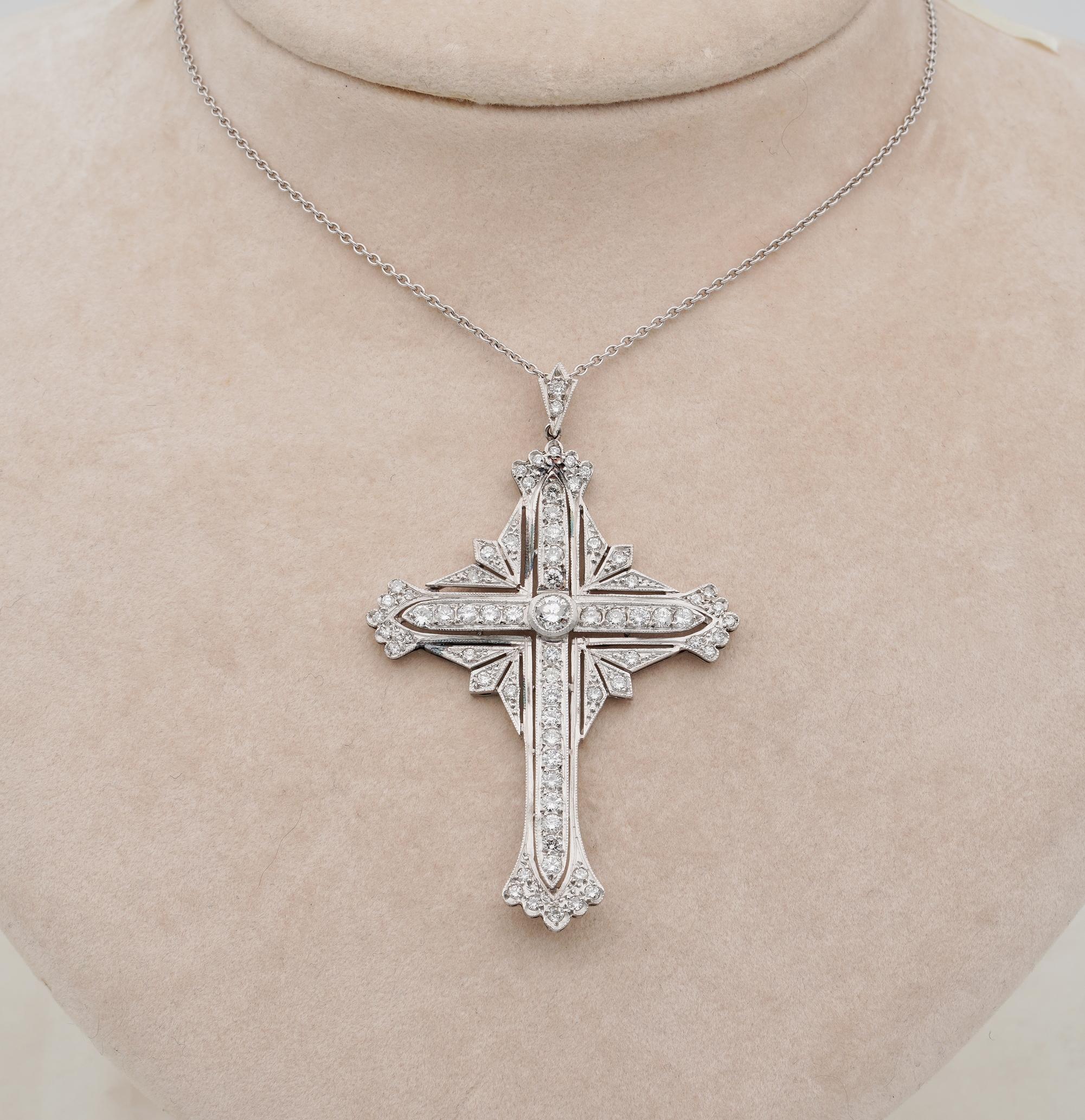 Marvellous Art Deco Diamond cross, hand created by a master workmanship of solid Platinum, 1920 ca.
Suitable for either sex
Large and amazing art work beautifully detailed by carving and Diamonds
Superb Diamond set of 2.15 Ct
Large in size being 63