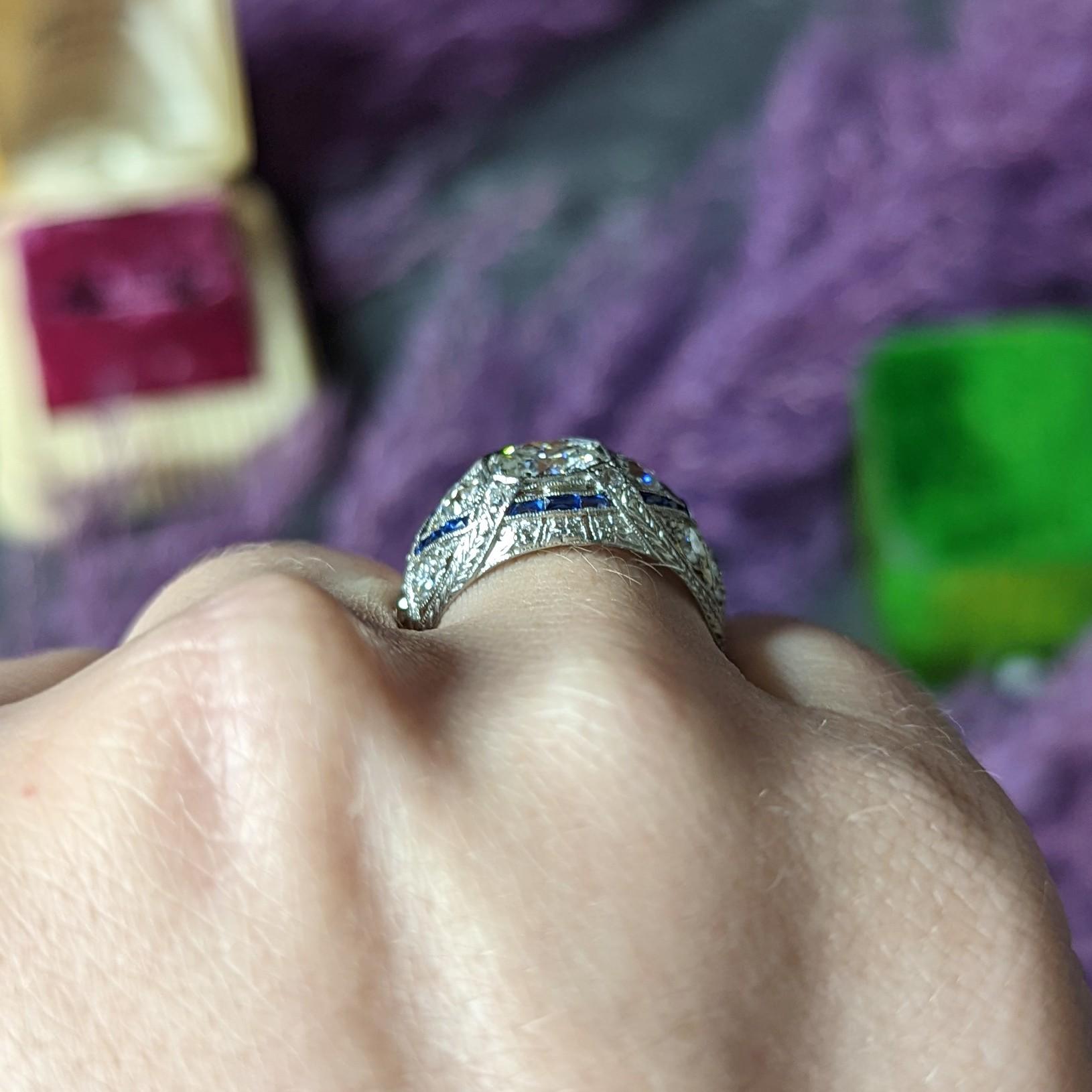 Art Deco 2.18 Carats Diamond Sapphire Platinum Engraved Engagement Ring 9