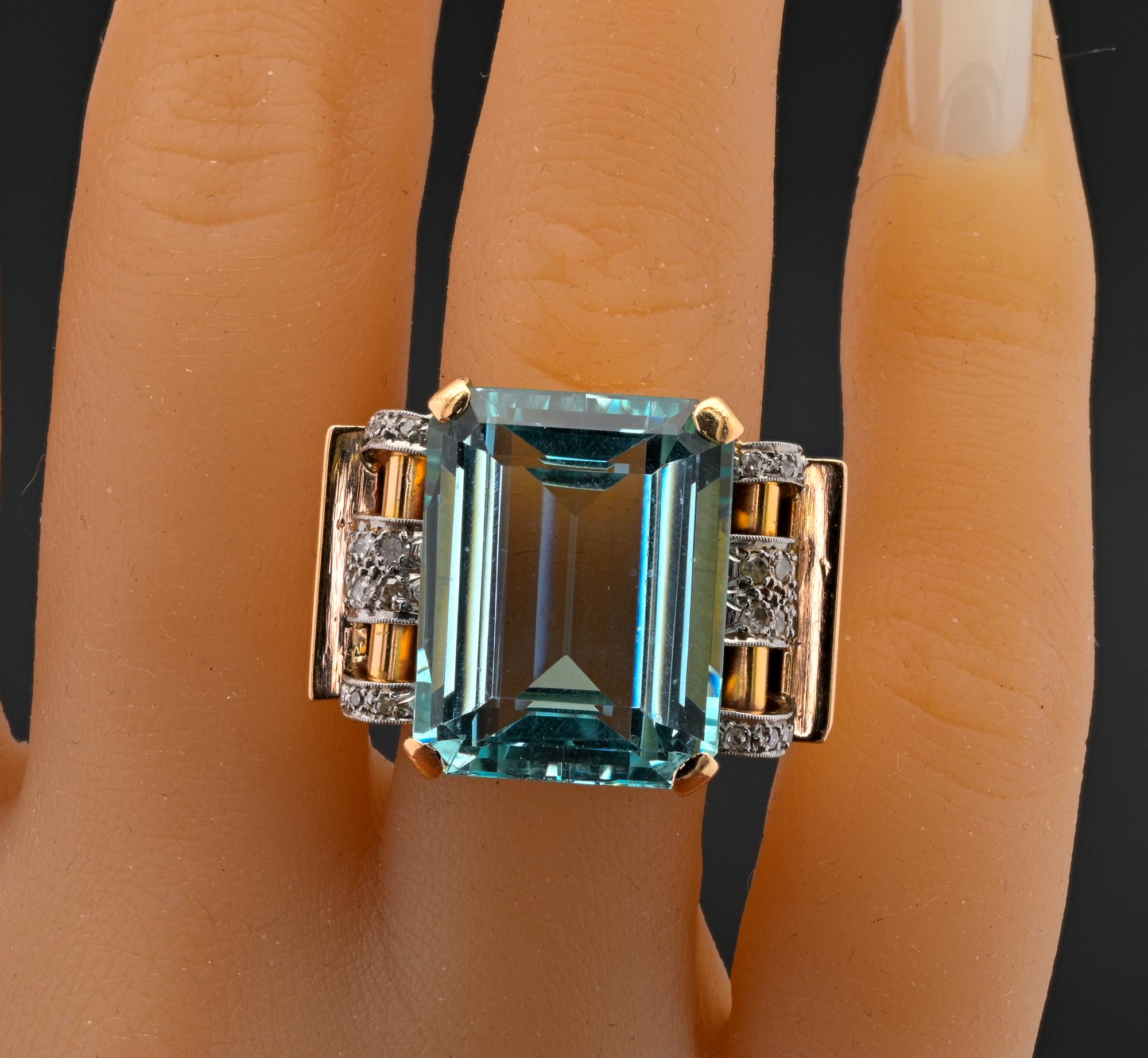 Art  Deco 21.85 Ct Aquamarine Diamond Ring 18 KT For Sale 1