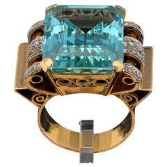 Vintage Art  Deco 21.85 Ct Aquamarine Diamond Ring 18 KT