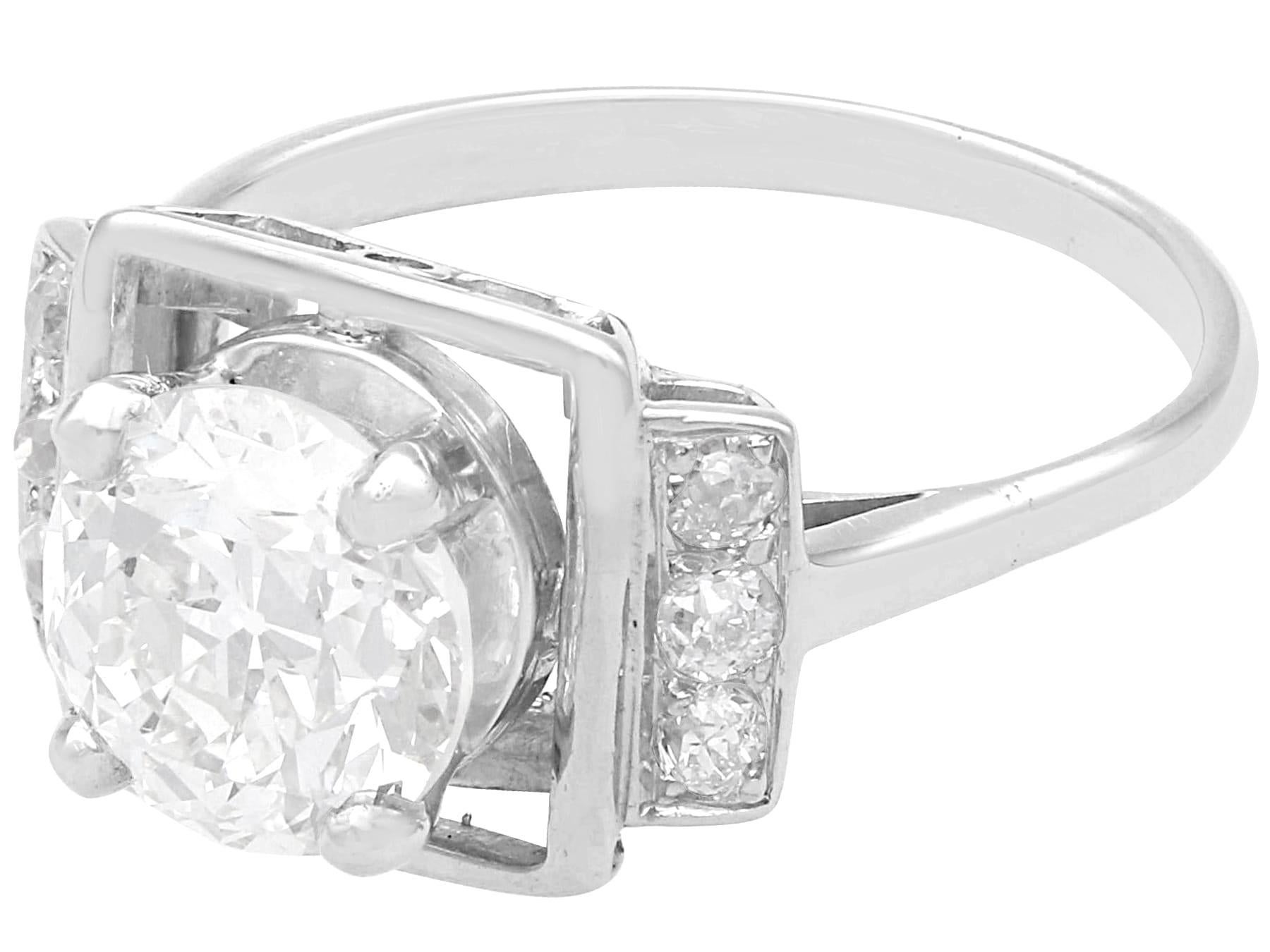Round Cut Art Deco GIA Certified 2.19 Carat Diamond and White Gold Solitaire Ring For Sale