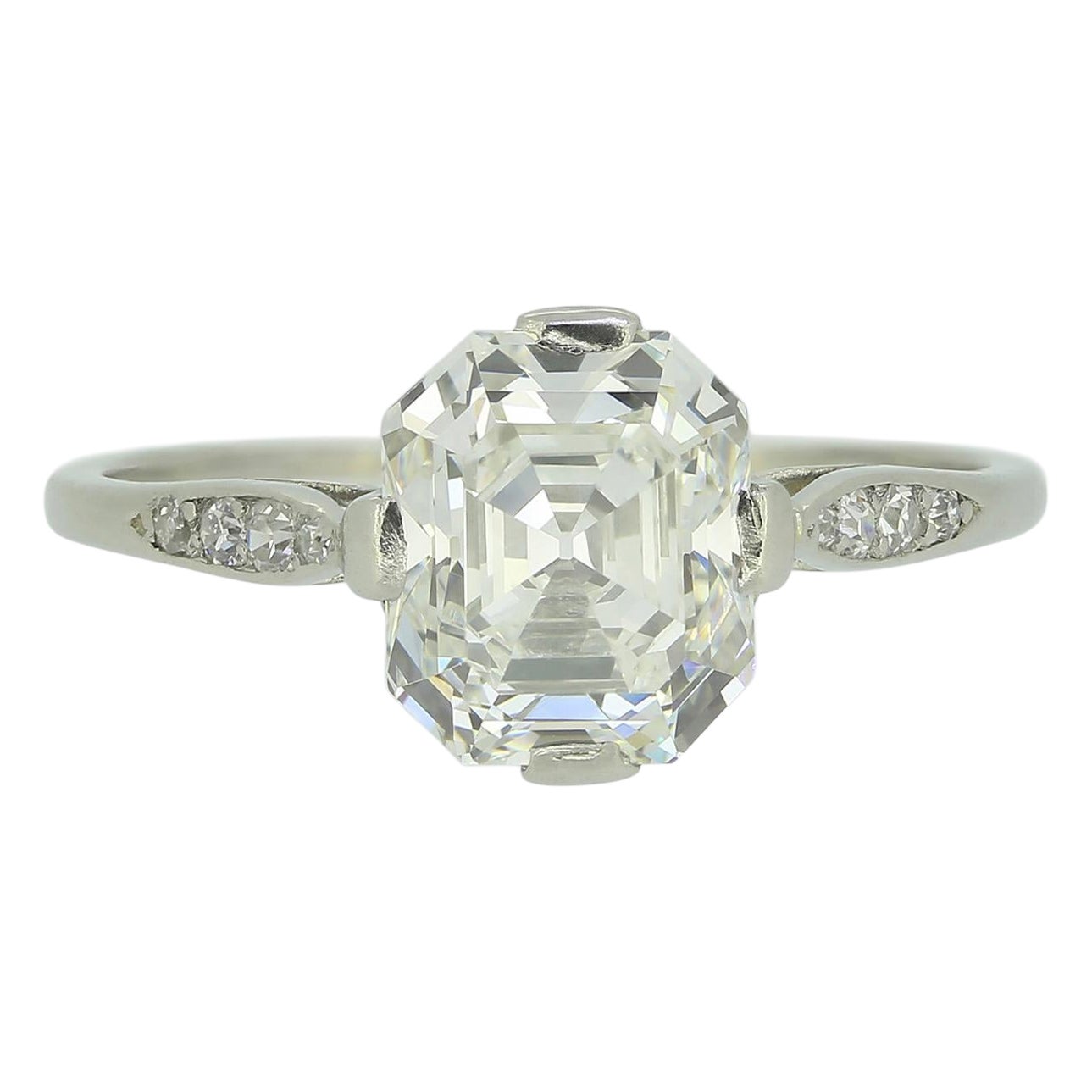 Art Deco 2.20 Carat Asscher Cut Diamond Engagement Eing For Sale