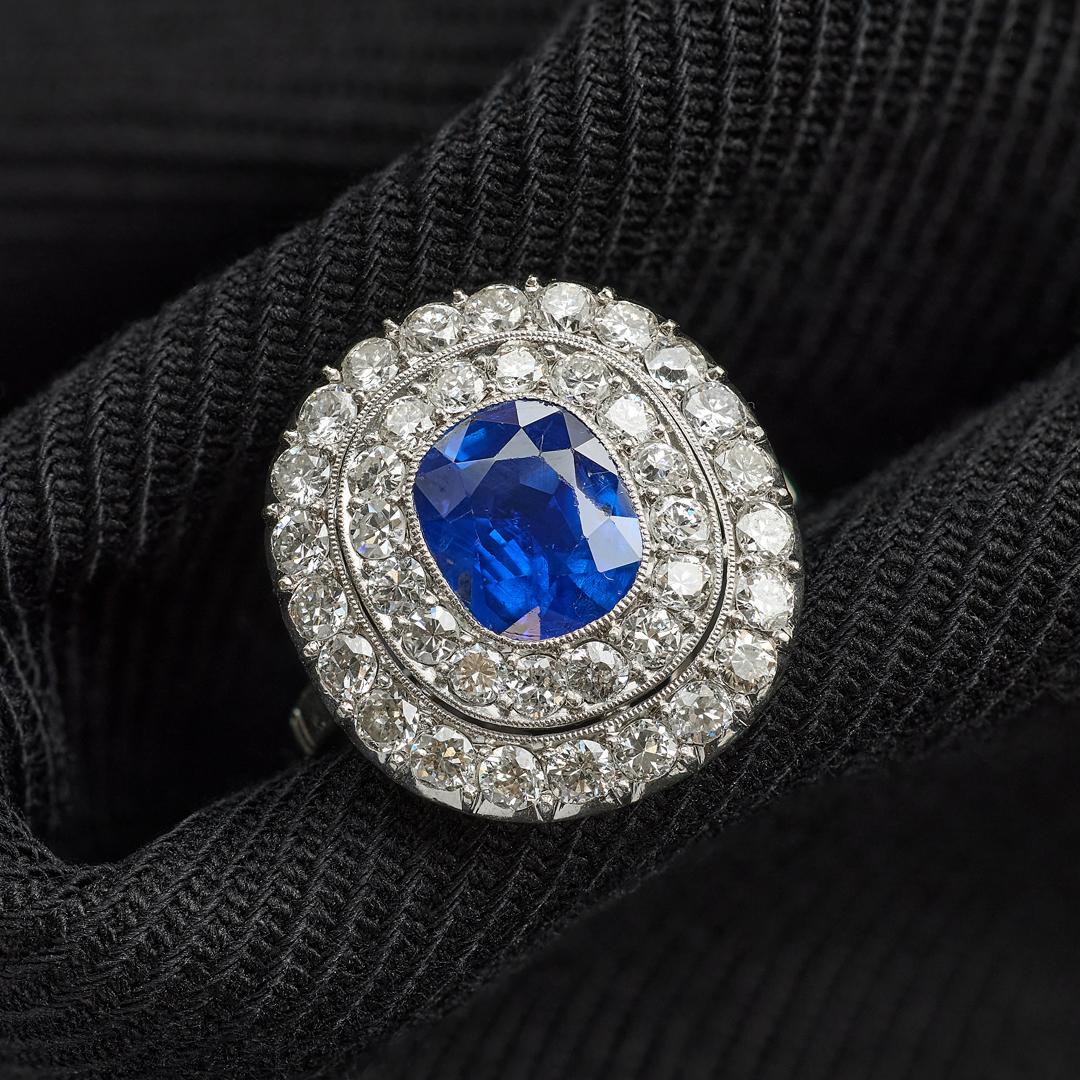 Art Deco 2.20 Carat Burmese Sapphire and Diamond Double Halo Ring For Sale 1