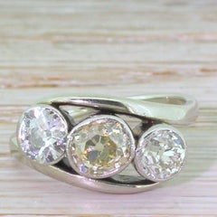 Art Deco 2.20 Carat Cognac and White Old Cut Diamond Trilogy Crossover Ring