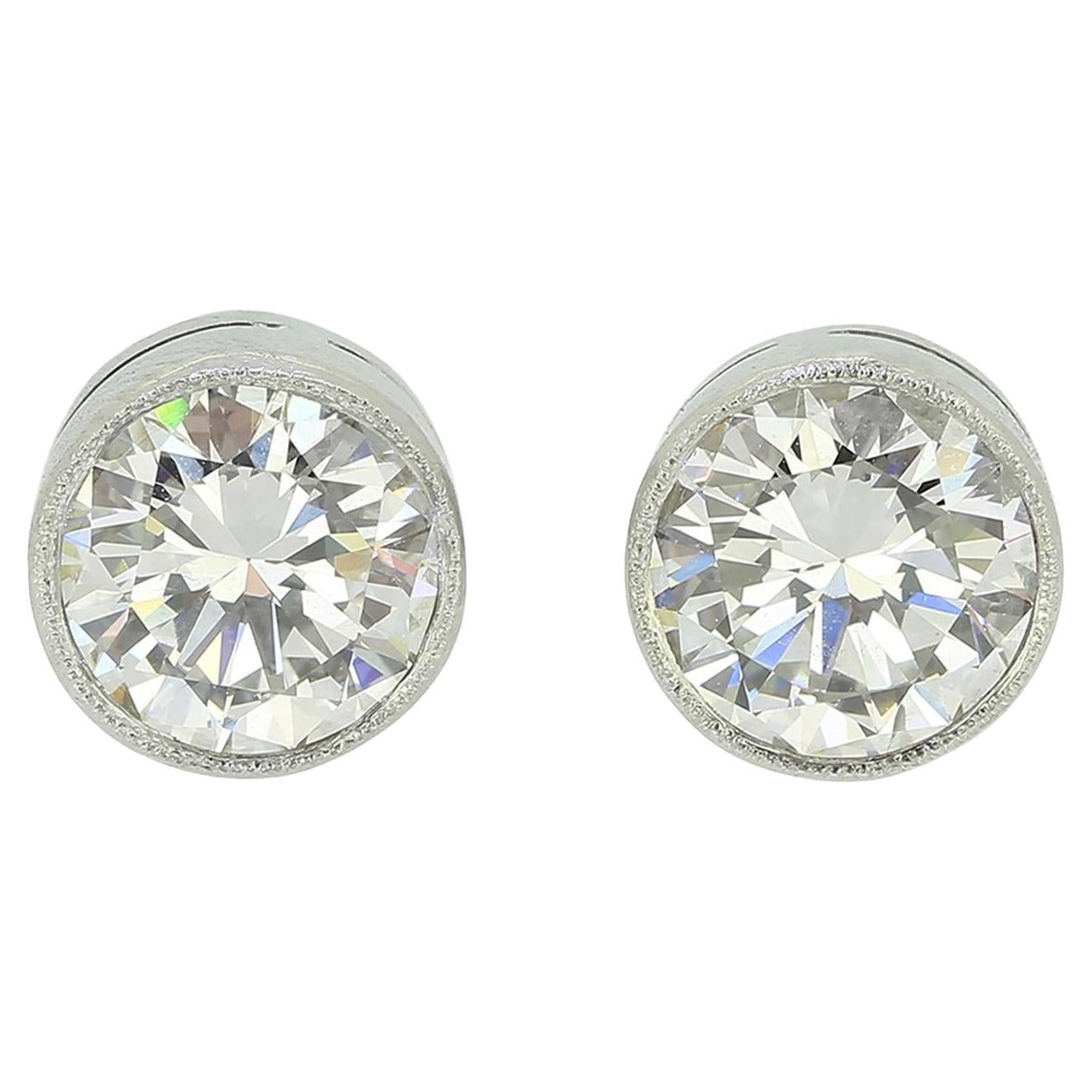 Art Deco 2.20 Carat Diamond Stud Earrings