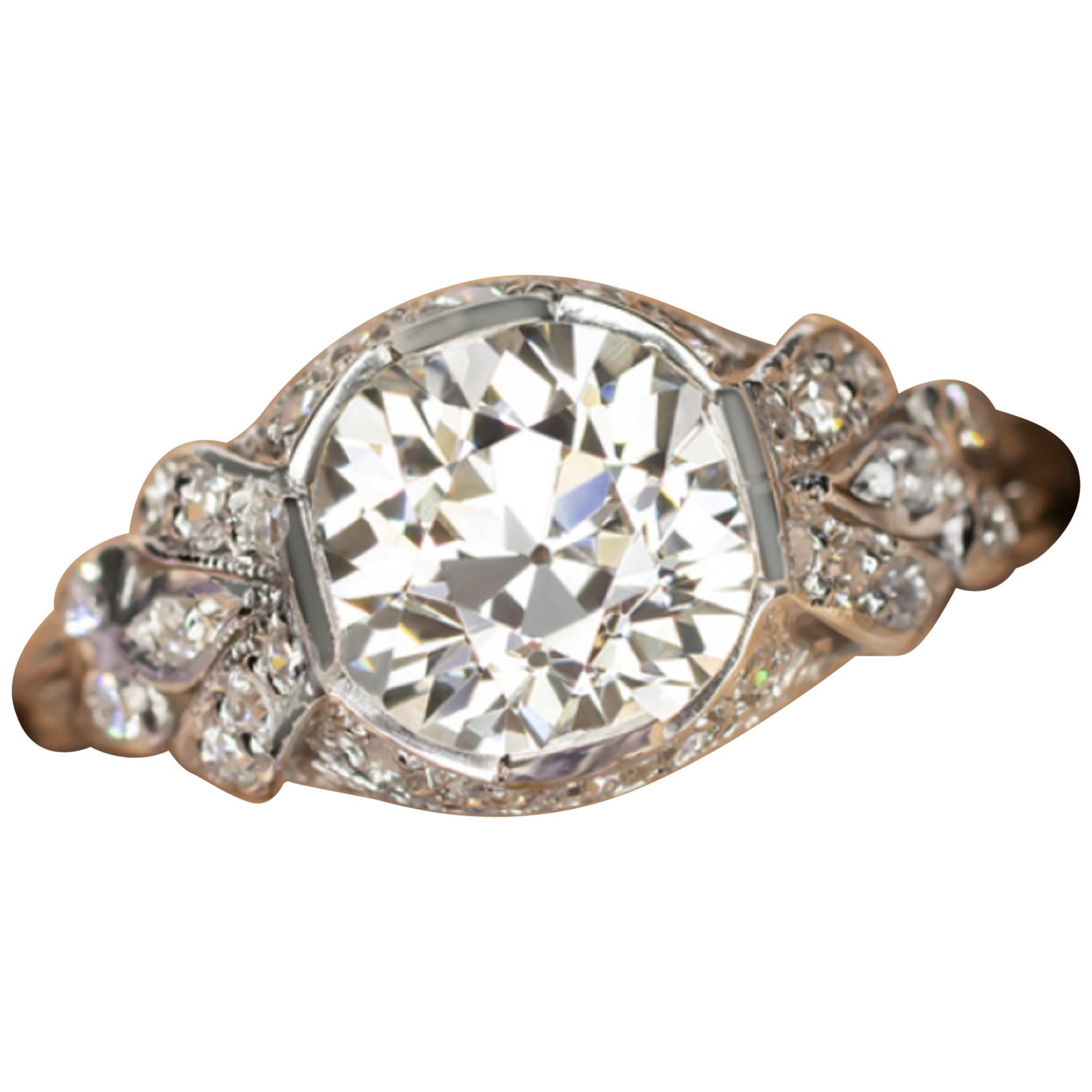 Art Deco Style 2.20 Carat Engagement Solitaire Ring VS1 Clarity