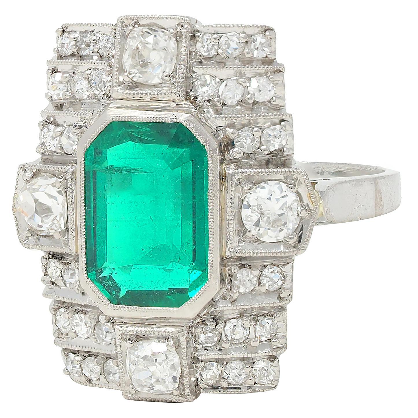 Art Deco 2.25 CTW Colombian Emerald Diamond Platinum Vintage Dinner Ring AGL en venta 1