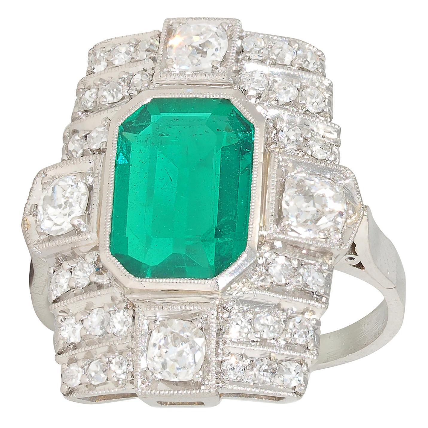 Art Deco 2.25 CTW Colombian Emerald Diamond Platinum Vintage Dinner Ring AGL en venta 3