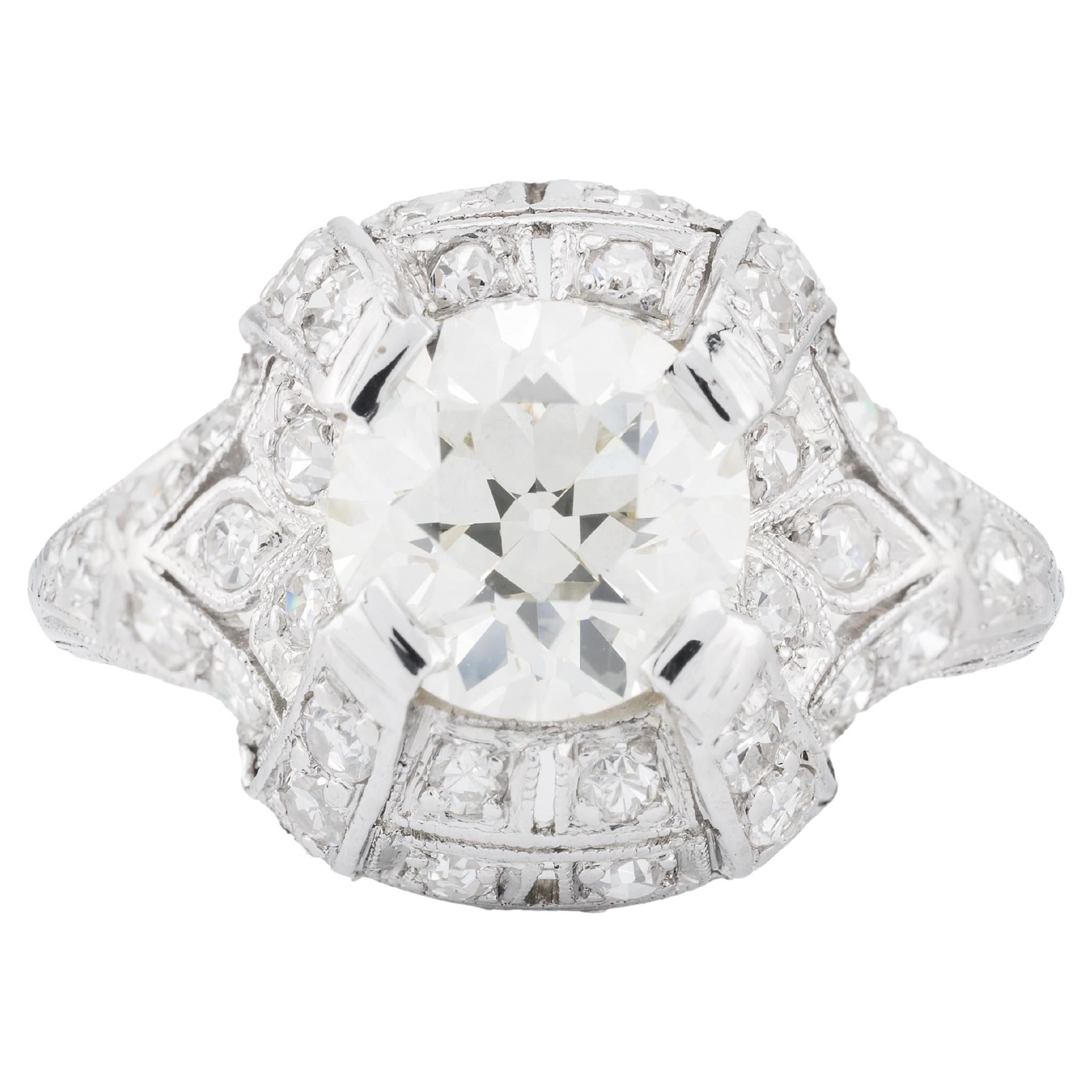 Art Deco 2.25ctw Diamond Engagement Ring in Platinum