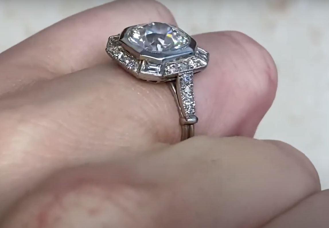 Art Deco 2.26 Carat Old European Cut Diamond Ring with Halo 2