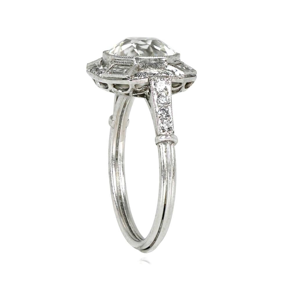 Art Deco 2.26 Carat Old European Cut Diamond Ring with Halo In Excellent Condition In New York, NY