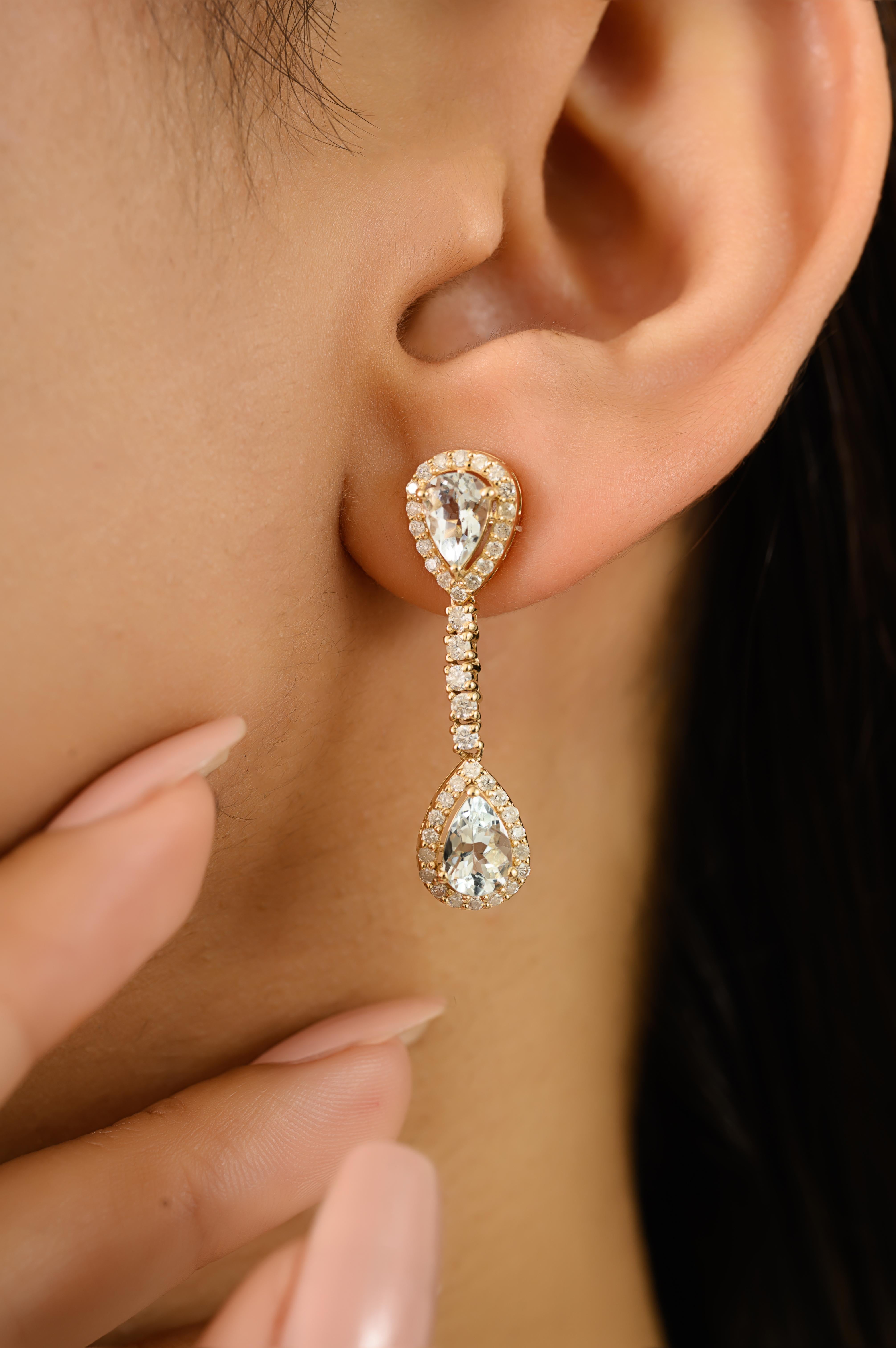 Art Deco 2.28 Ct Pear Aquamarine & Diamond Dangle Drop Earrings 14k Yellow Gold In New Condition For Sale In New York, NY