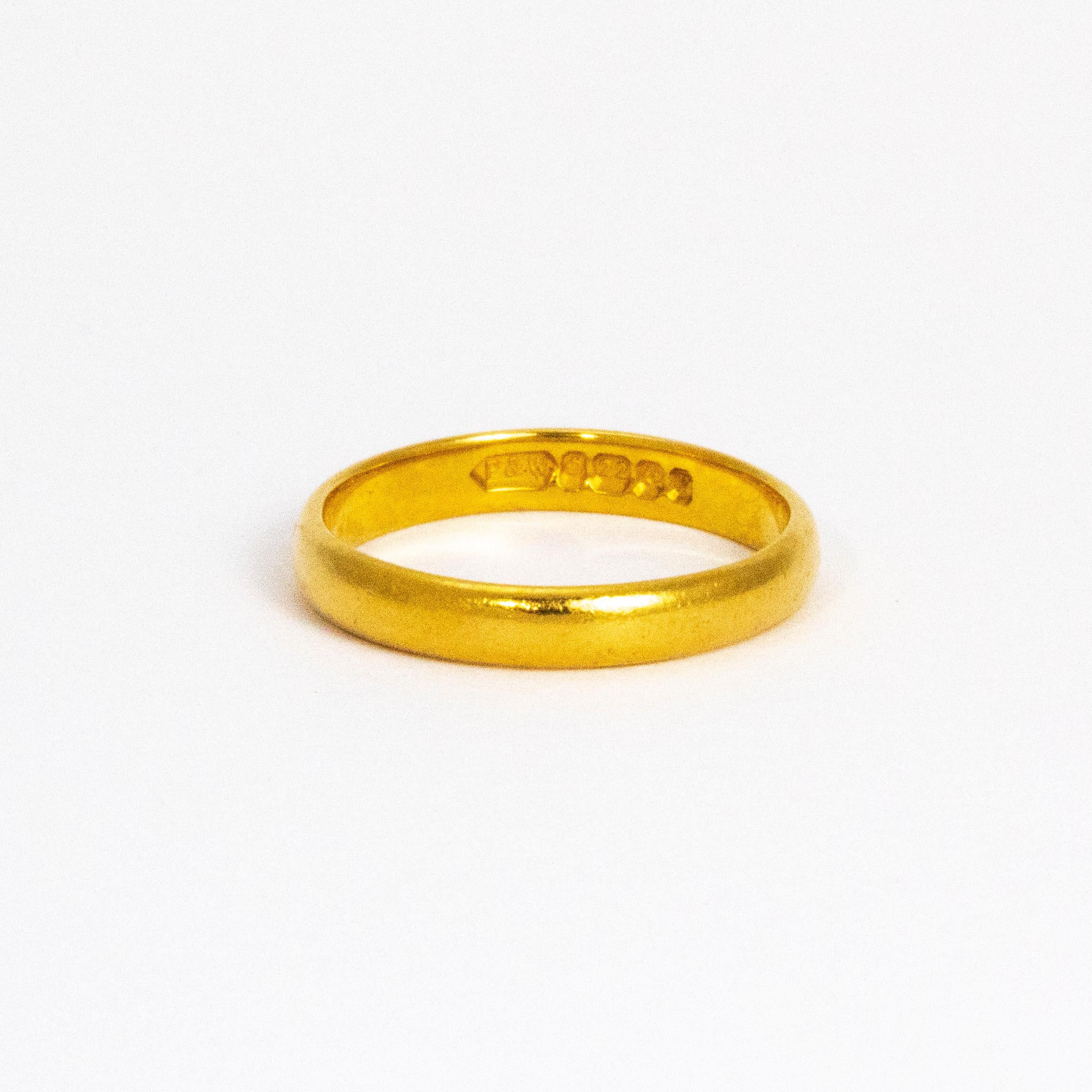 Art Deco 22 Carat Gold Band In Good Condition In Chipping Campden, GB