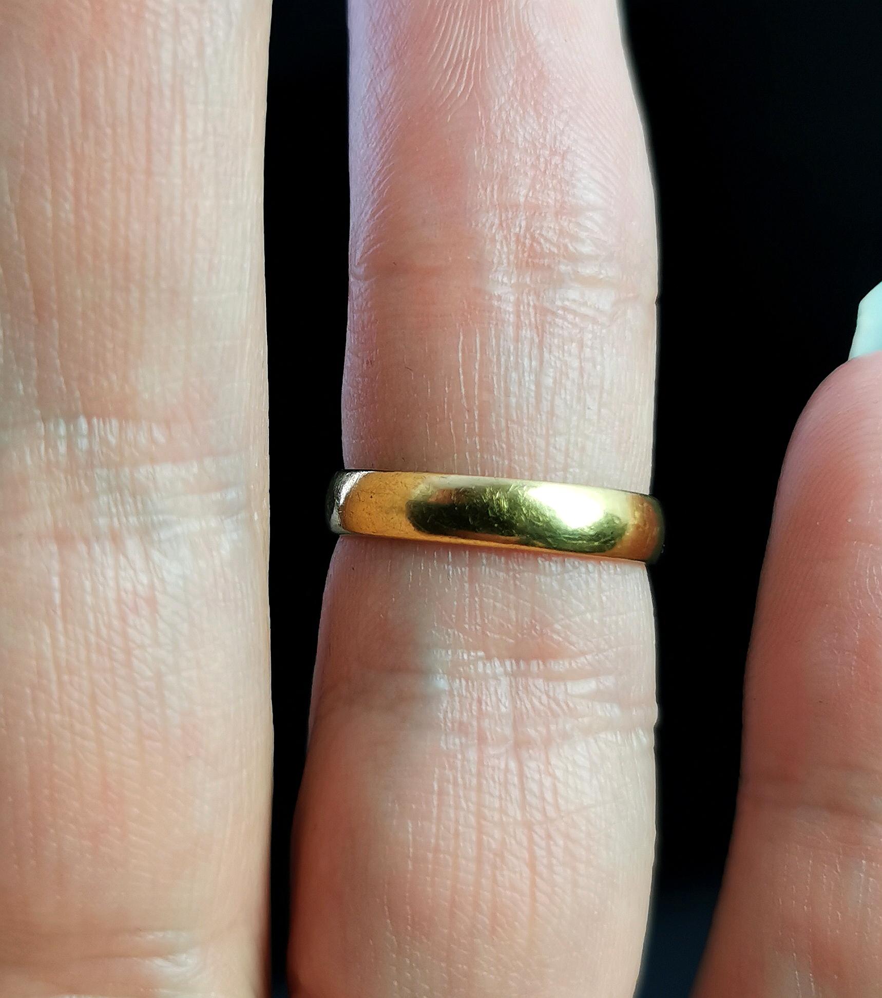 Art Deco 22k Yellow Gold Wedding Band Ring In Fair Condition In NEWARK, GB