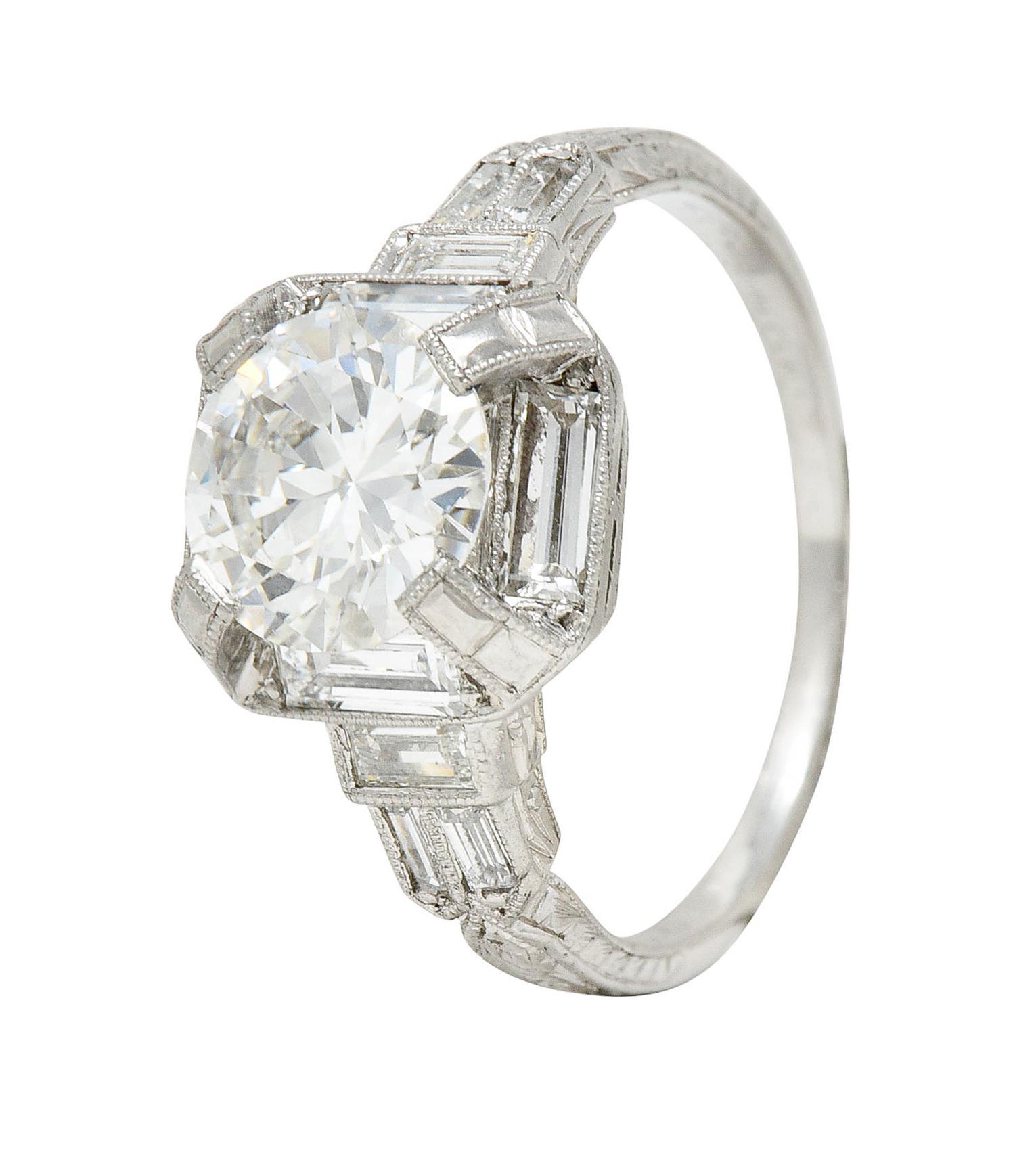Art Deco 2.30 Carats Diamond Platinum Octagonal Engagement Ring, Circa 1930 5