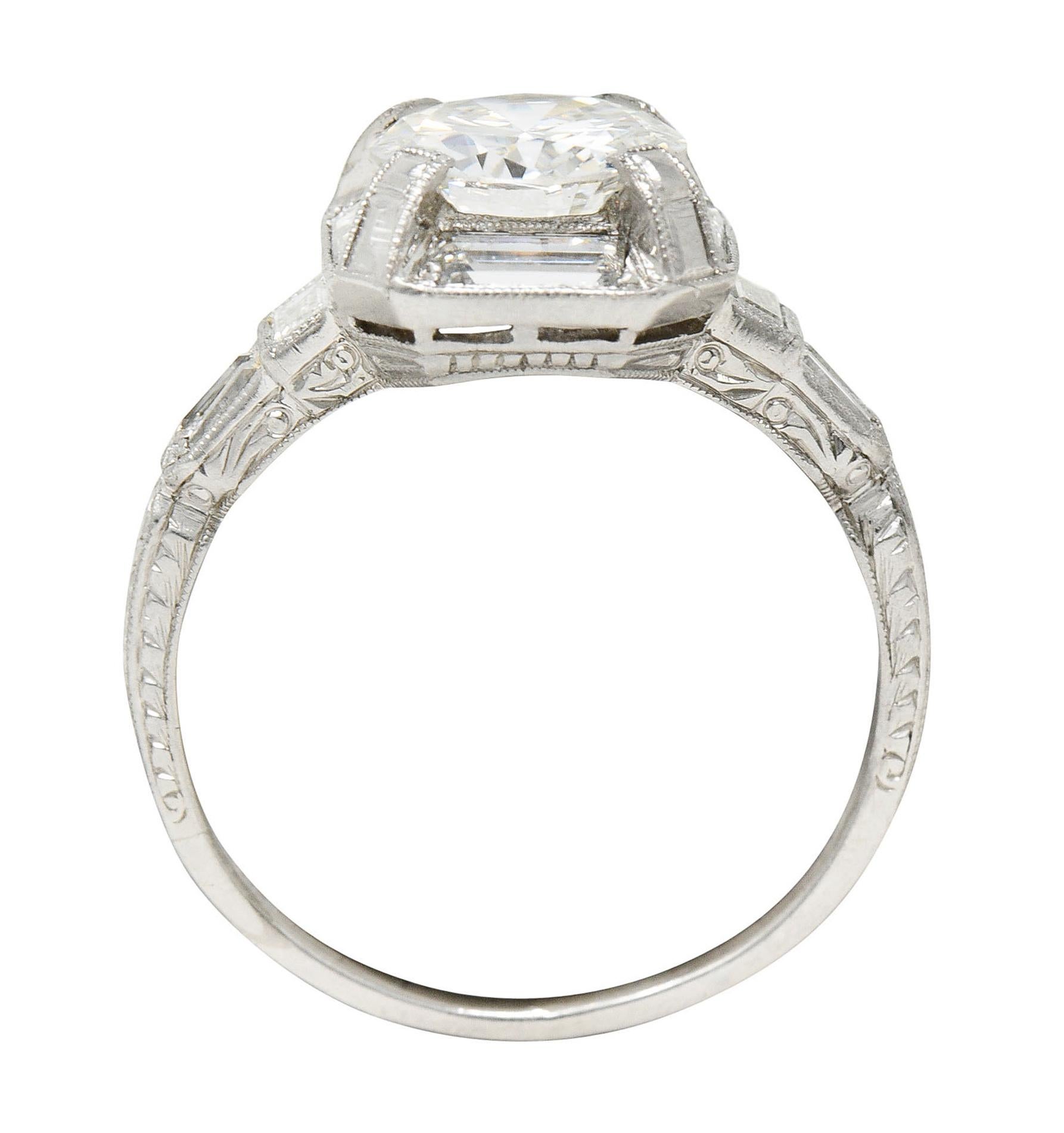 Art Deco 2.30 Carats Diamond Platinum Octagonal Engagement Ring, Circa 1930 2