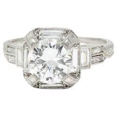 Art Deco 2.30 Carats Diamond Platinum Octagonal Engagement Ring, Circa 1930