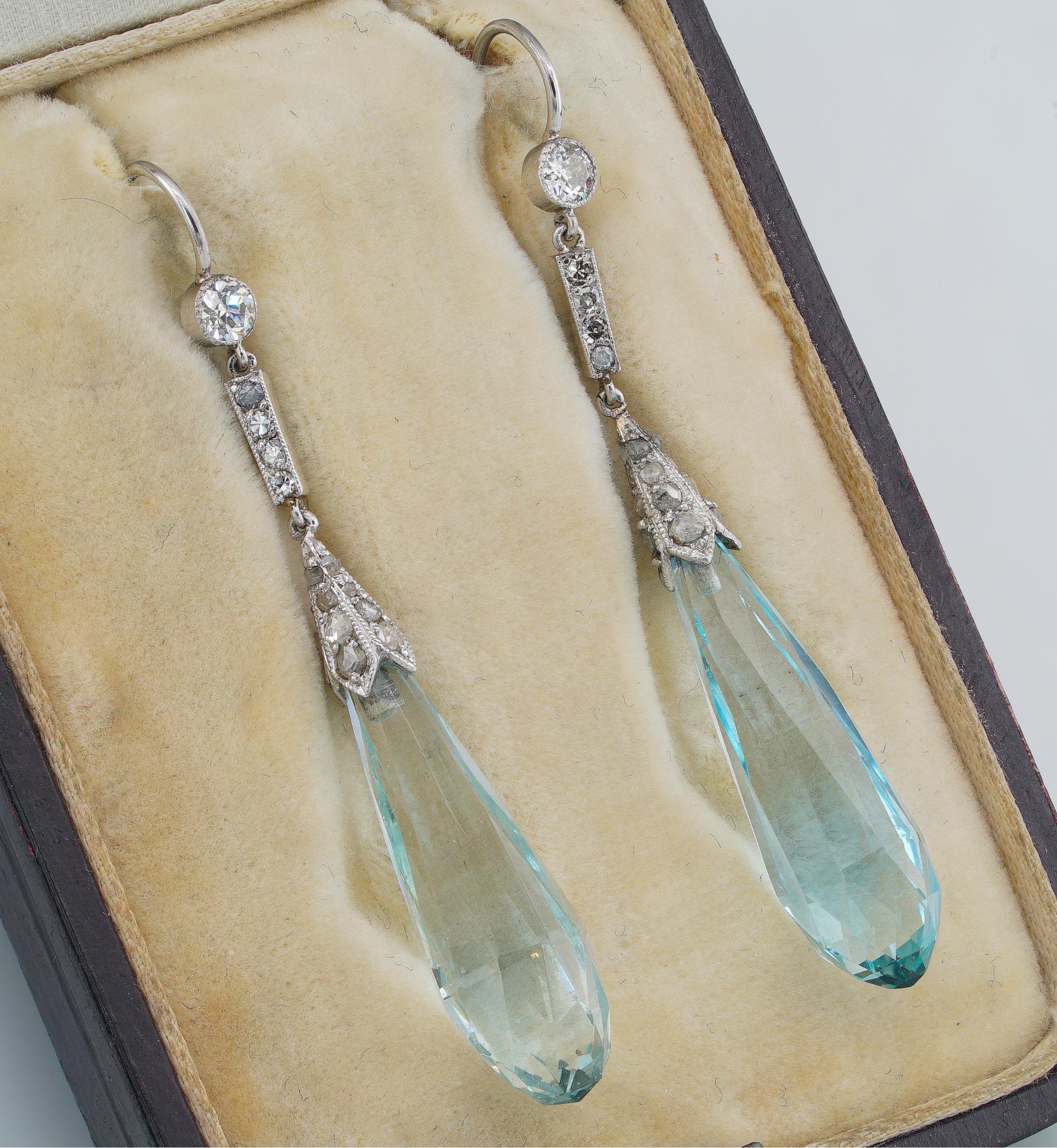 Pear Cut Art Deco 23.00 Ct Natural Aquamarine Diamond Platinum Earrings For Sale