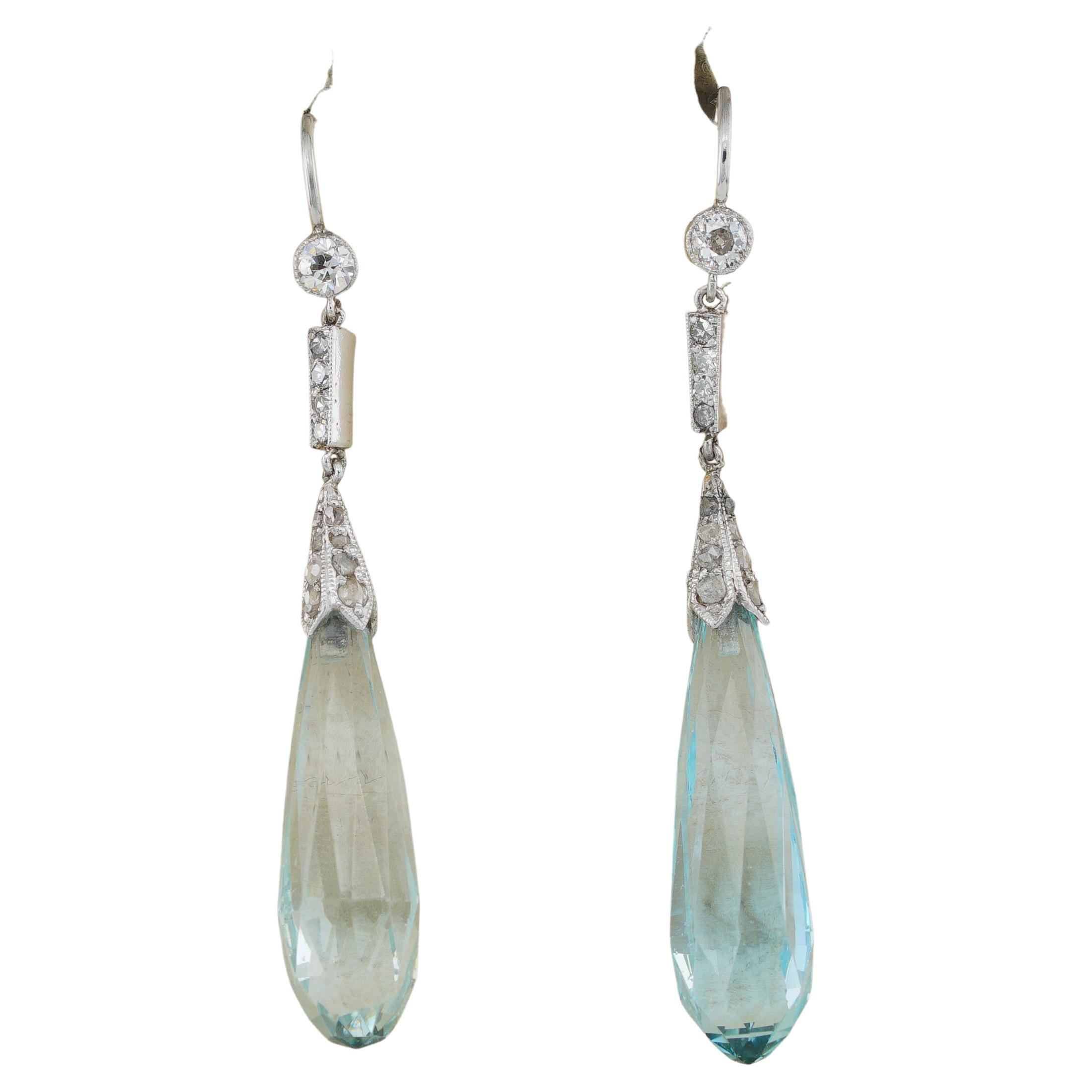 Art Deco 23.00 Ct Natural Aquamarine Diamond Platinum Earrings For Sale