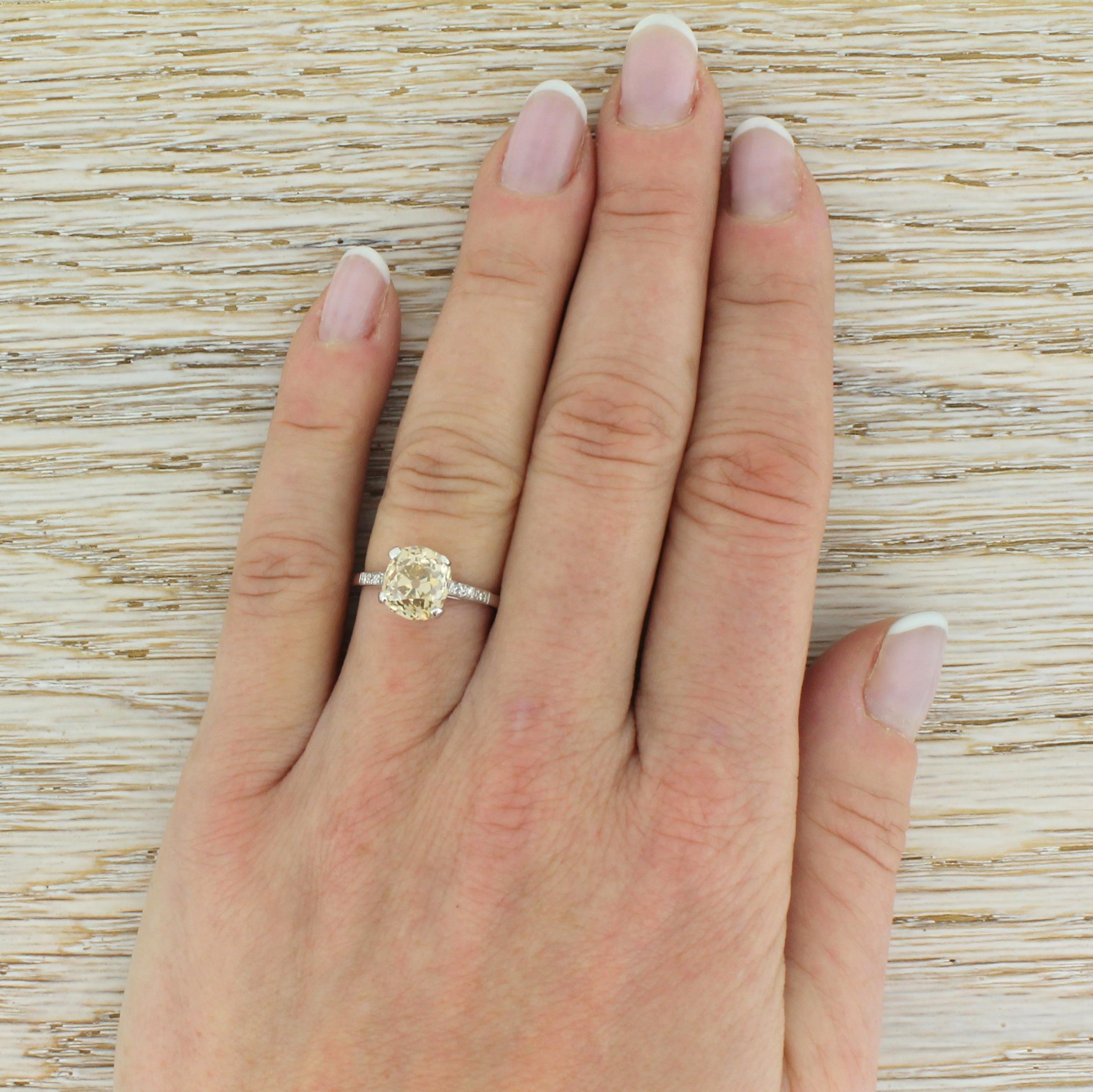 Women's Art Deco 2.33 Carat Light Orangey Brown Old Cut Diamond Engagement Ring For Sale