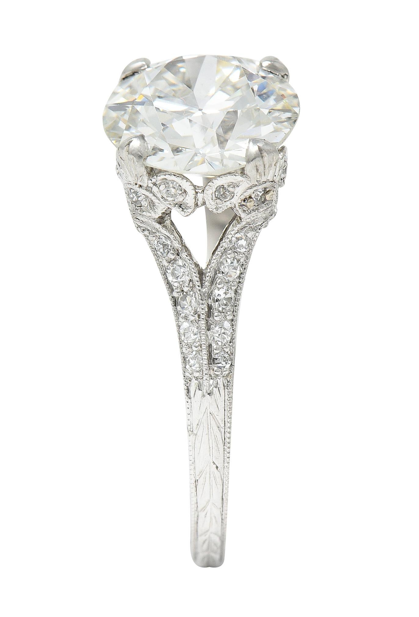 Art Deco 2.35 Carats Diamond Platinum Fleur-De-Lis Engagement Ring GIA 2