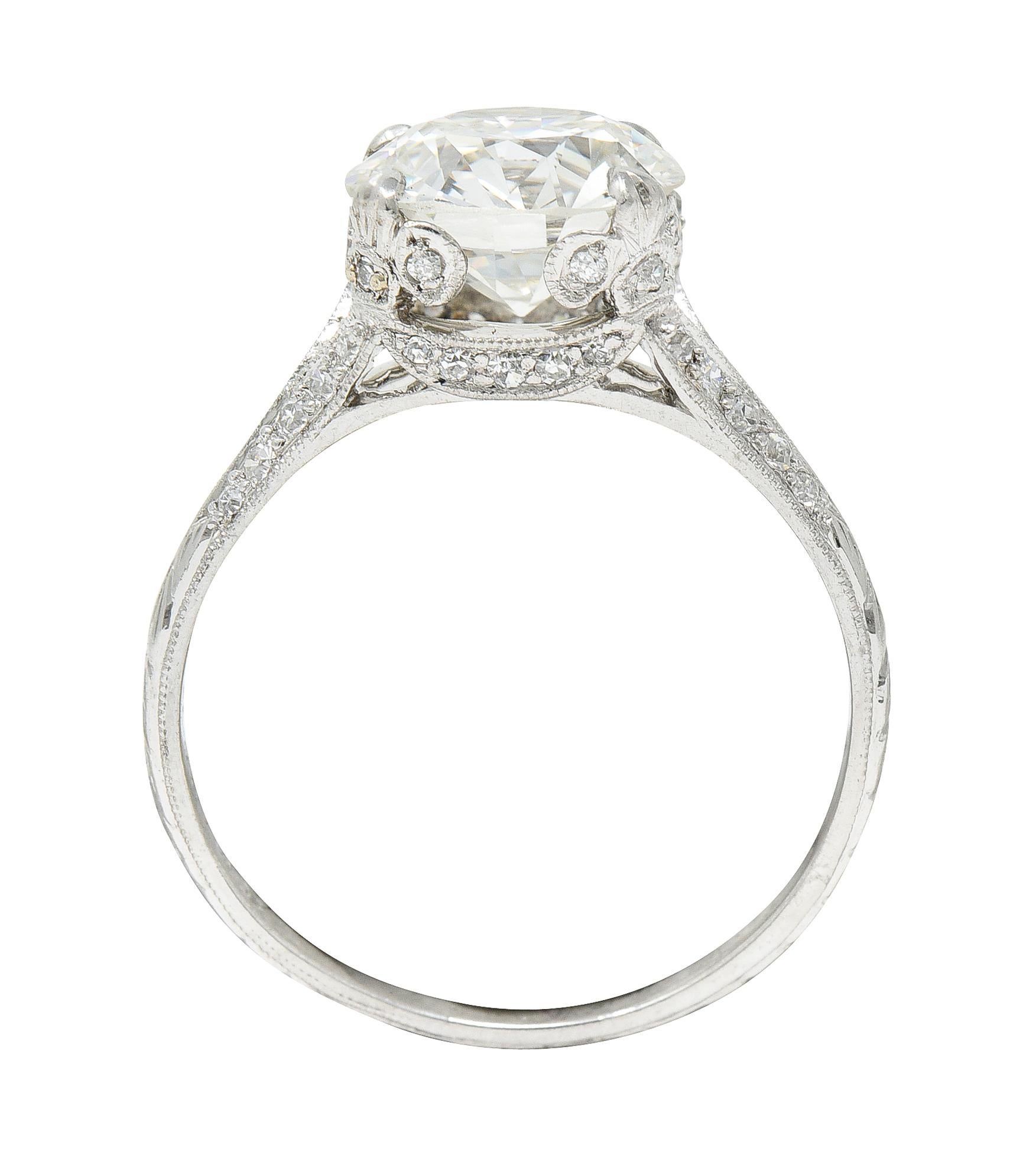 Women's or Men's Art Deco 2.35 Carats Diamond Platinum Fleur-De-Lis Engagement Ring GIA