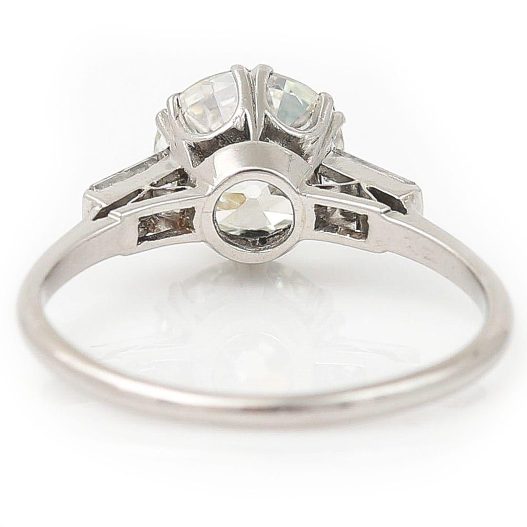 Art Deco 2.35ct Old European and Baguette Cut Diamond Engagement Ring Circa 1946 For Sale 6