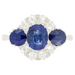 Art-déco-Cluster-Ring mit 2,35 Karat Saphir und Diamant, ca. 1920er Jahre