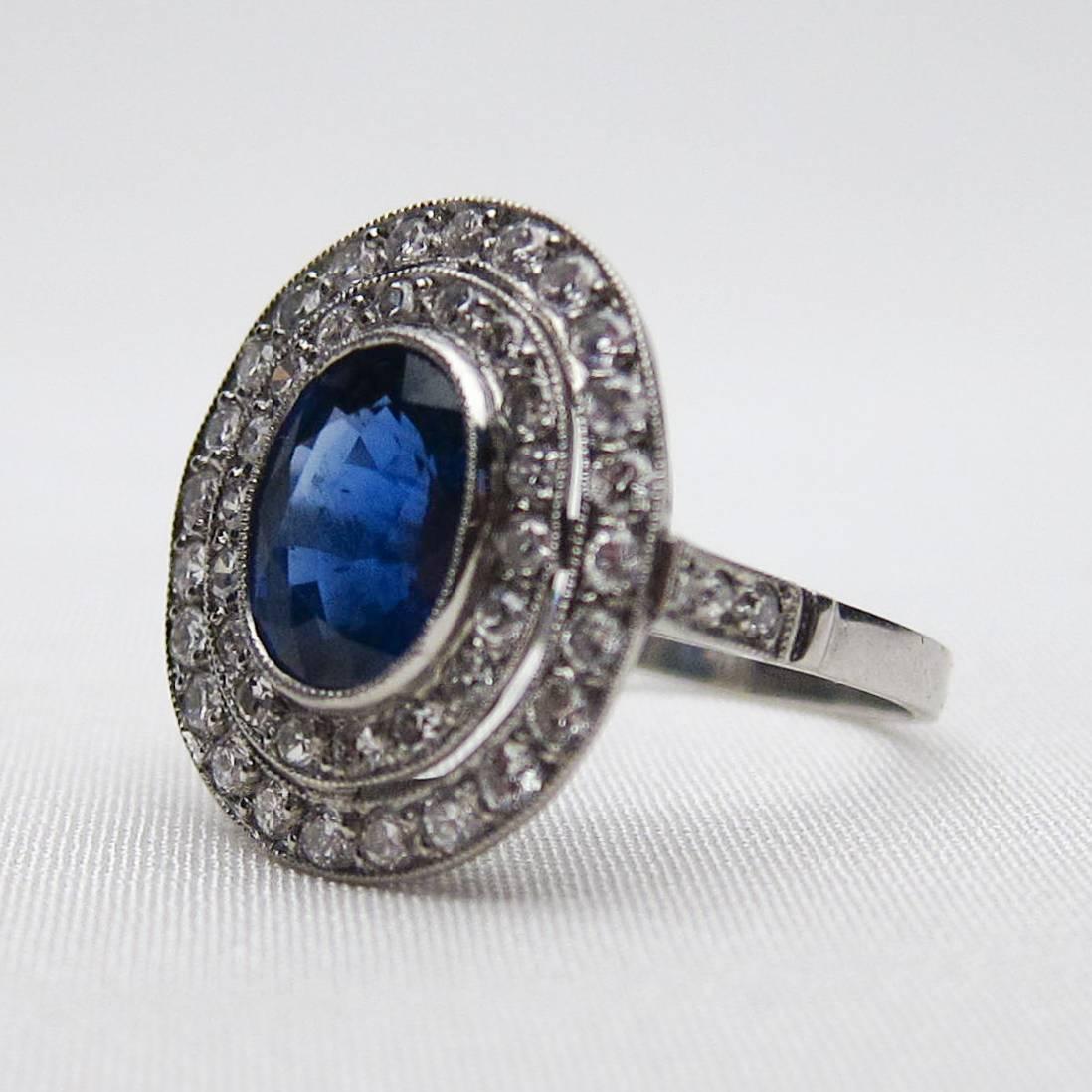 Art Deco 2.36 Carat Natural Blue Sapphire Double Diamond Platinum Halo Ring For Sale 1