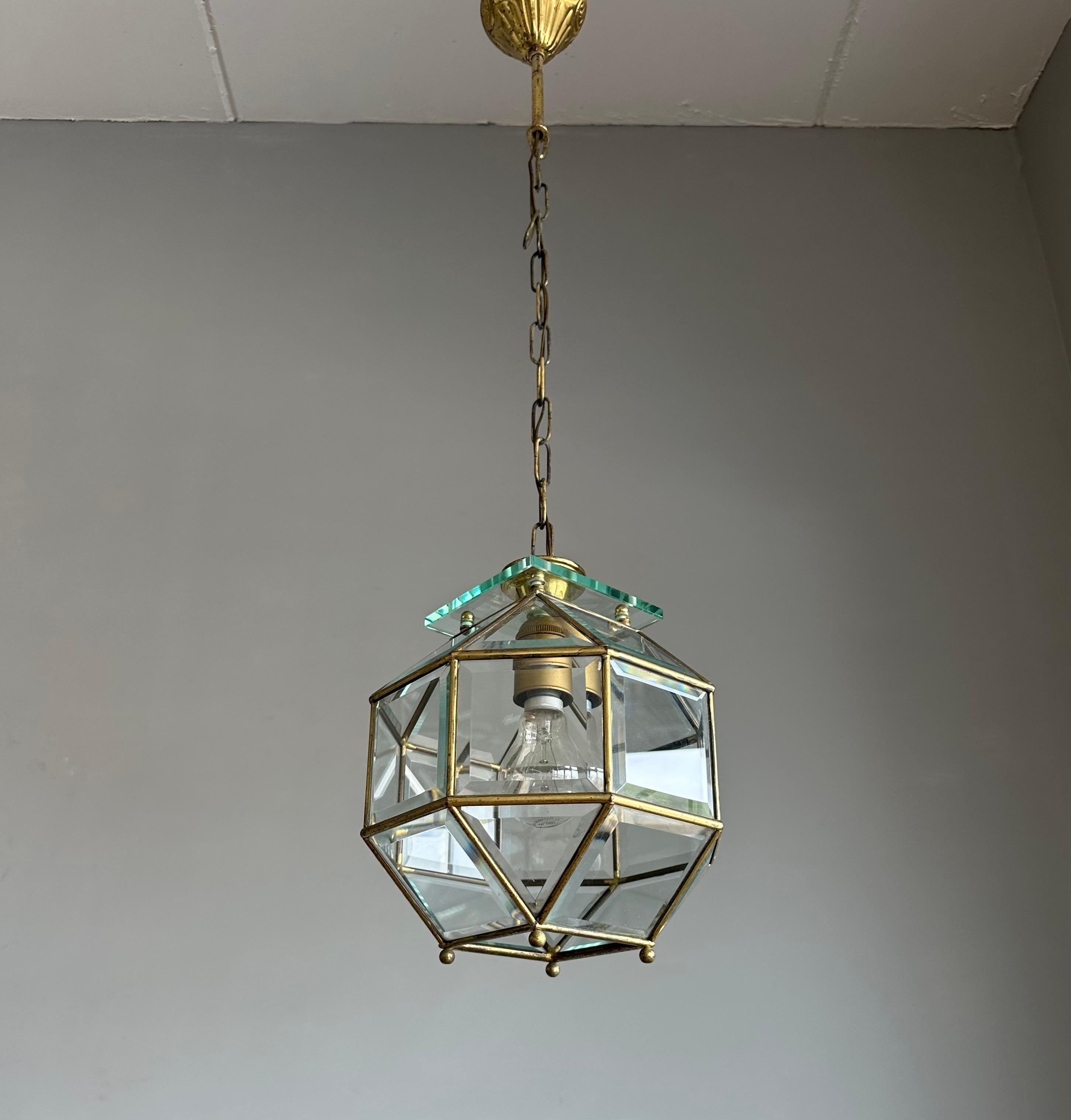 Art Deco 24 Pannelli di vetro smussato e pendente in ottone, plafoniera, lanterna anni '20 in vendita 4
