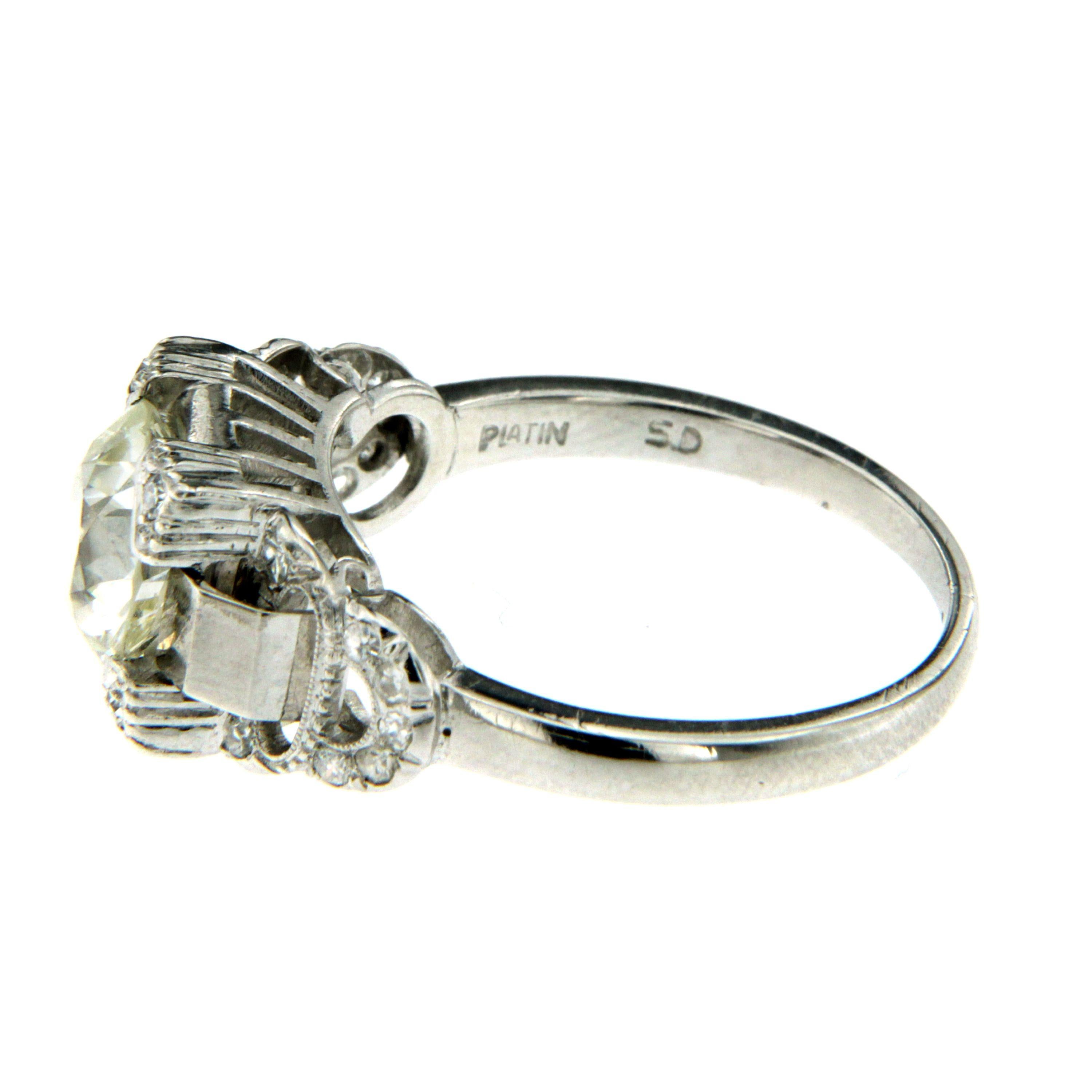 Women's Art Deco 2.40 Carat Diamond Platinum Ring