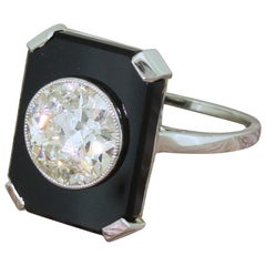 Vintage Art Deco 2.40 Carat Old Cut Diamond and Onyx 18 Karat White Gold Ring