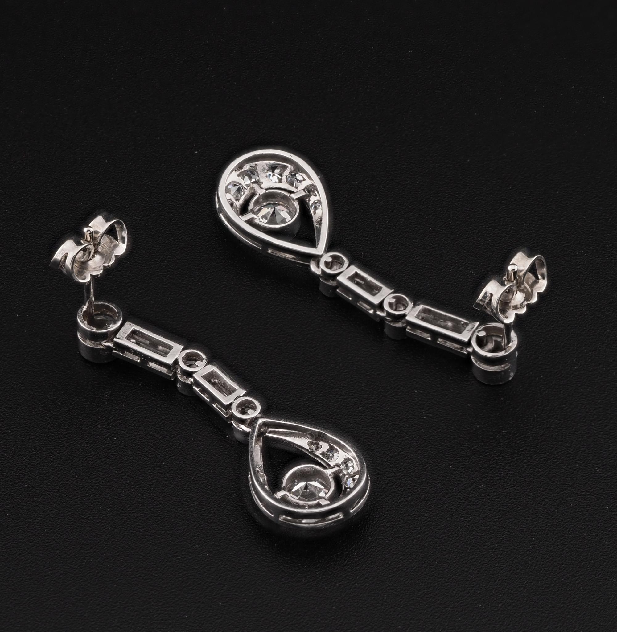 Art Deco 2.40 Ct Diamond Platinum Drop Earrings For Sale 3