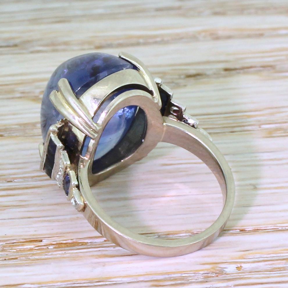 Women's Art Deco 24.02 Carat Natural Ceylon Cabochon Sapphire Ring For Sale