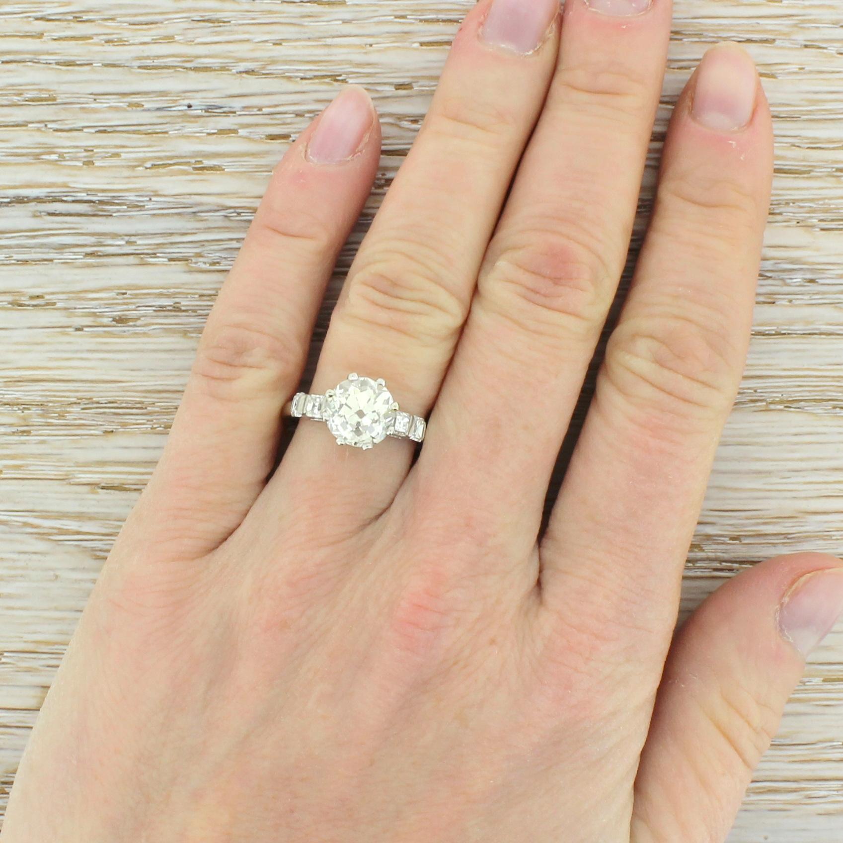 Women's Art Deco 2.46 Carat Old Cut and 0.48 Carat Asscher Cut Diamond Engagement Ring