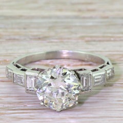 Art Deco 2.49 Carat Old Cut and Baguette Cut Diamond Platinum Engagement Ring