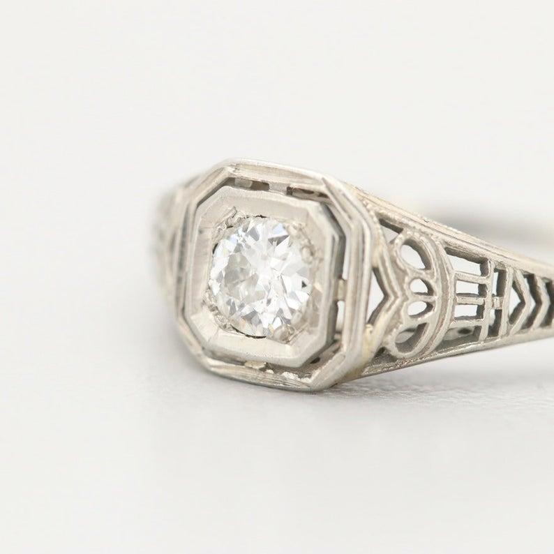 Old European Cut Art Deco .25 1/4 Carat Diamond 18 Karat Gold Filigree Vintage Engagement Ring