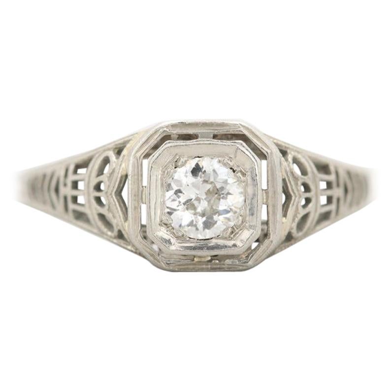 Art Deco .25 1/4 Carat Diamond 18 Karat Gold Filigree Vintage Engagement Ring