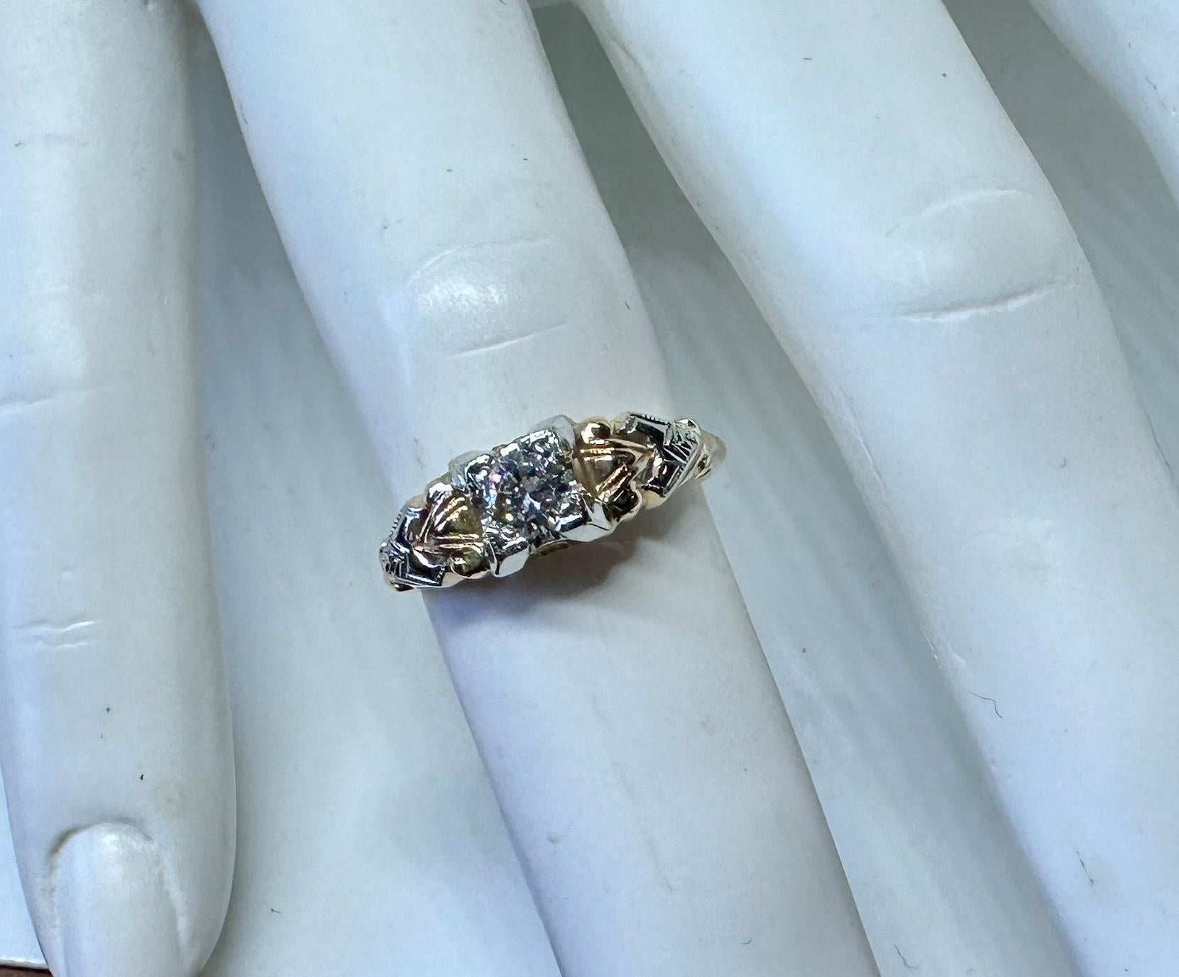 Art Deco .25 Carat Diamond Wedding Engagement Ring 18K and 14K White Yellow Gold For Sale 2